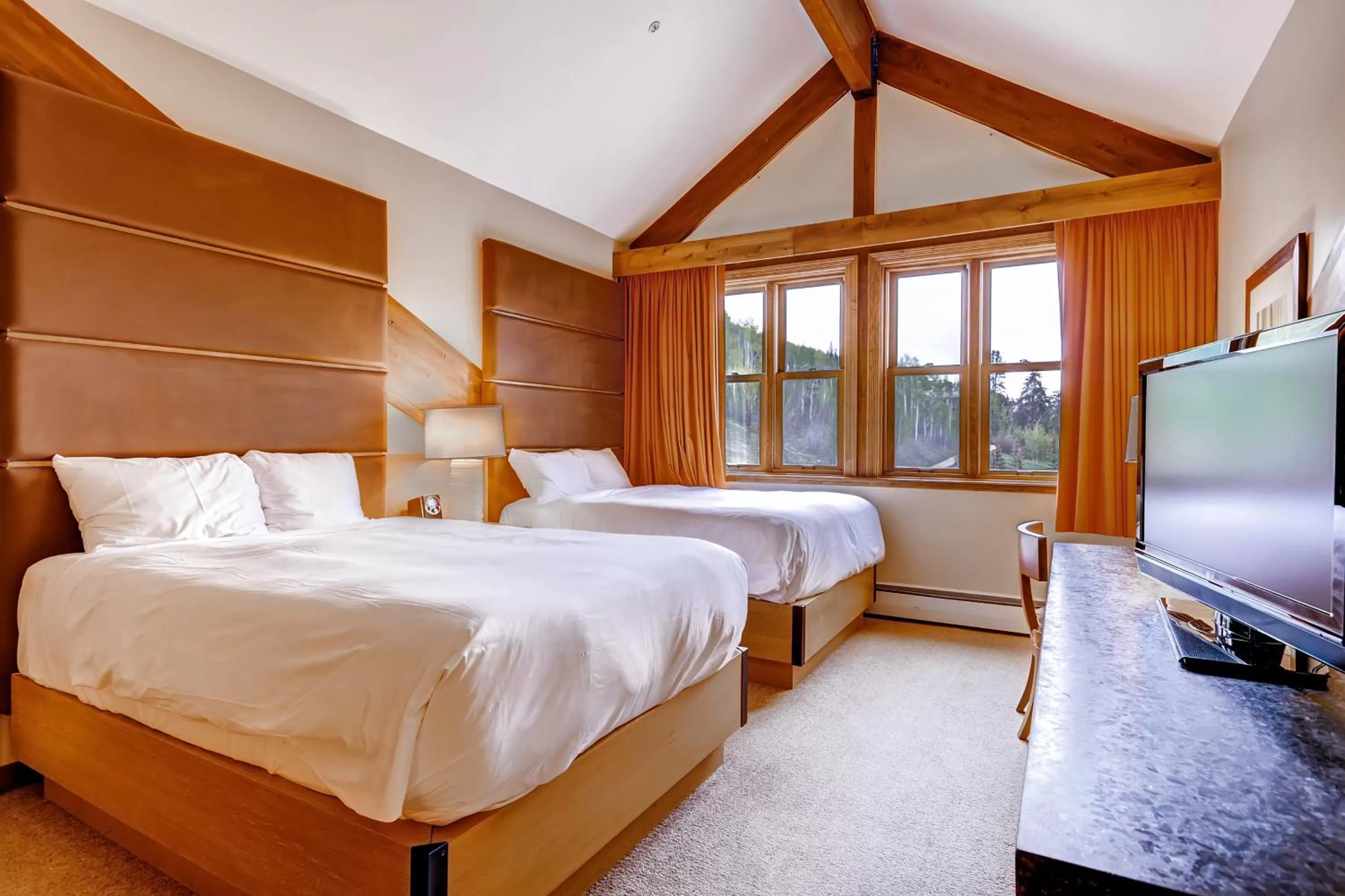 Bedroom, Bed in The Osprey at Beaver Creek, a RockResort