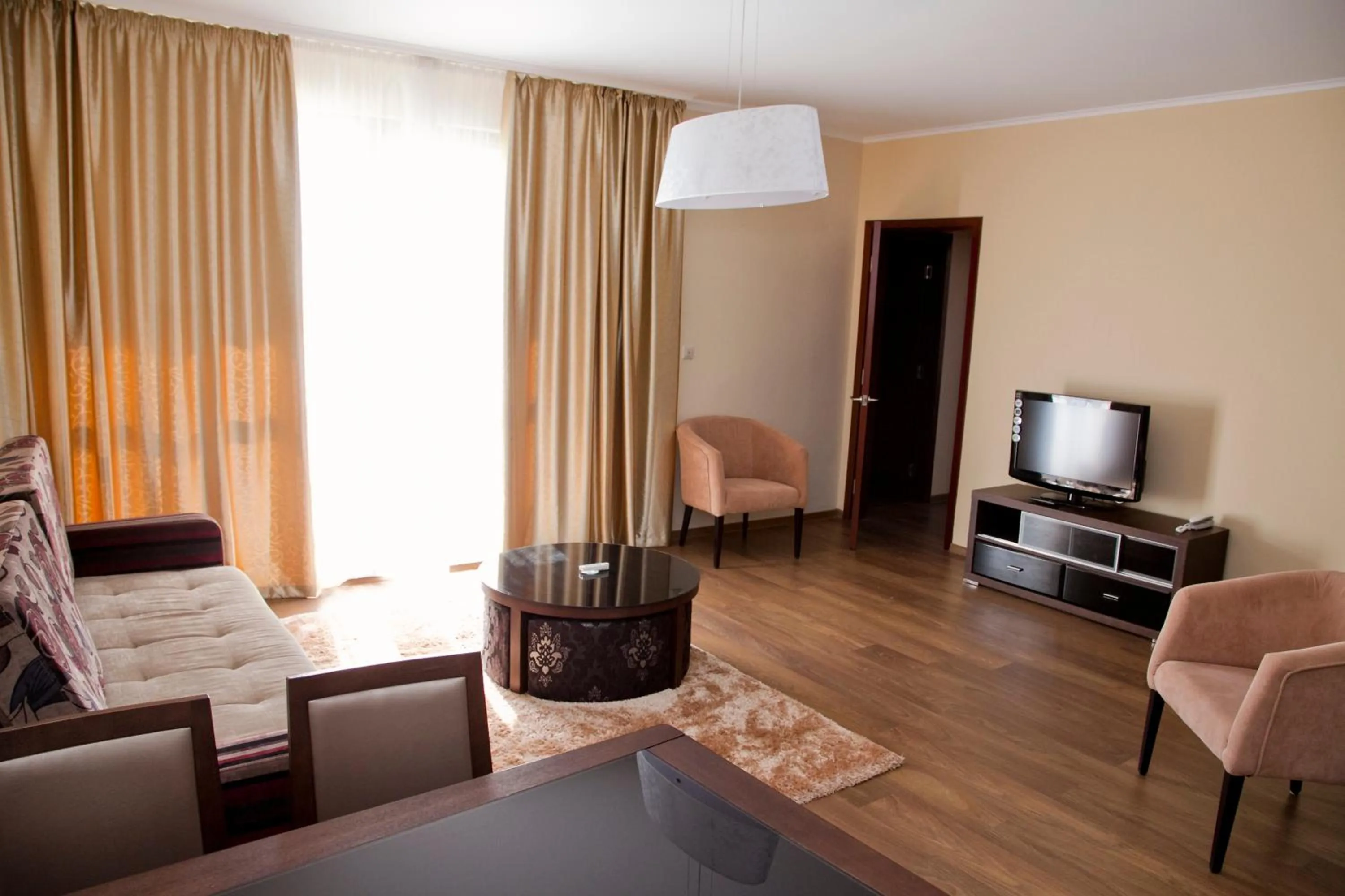 Two-Bedroom Apartment with Balcony in Apart Hotel Golden Line