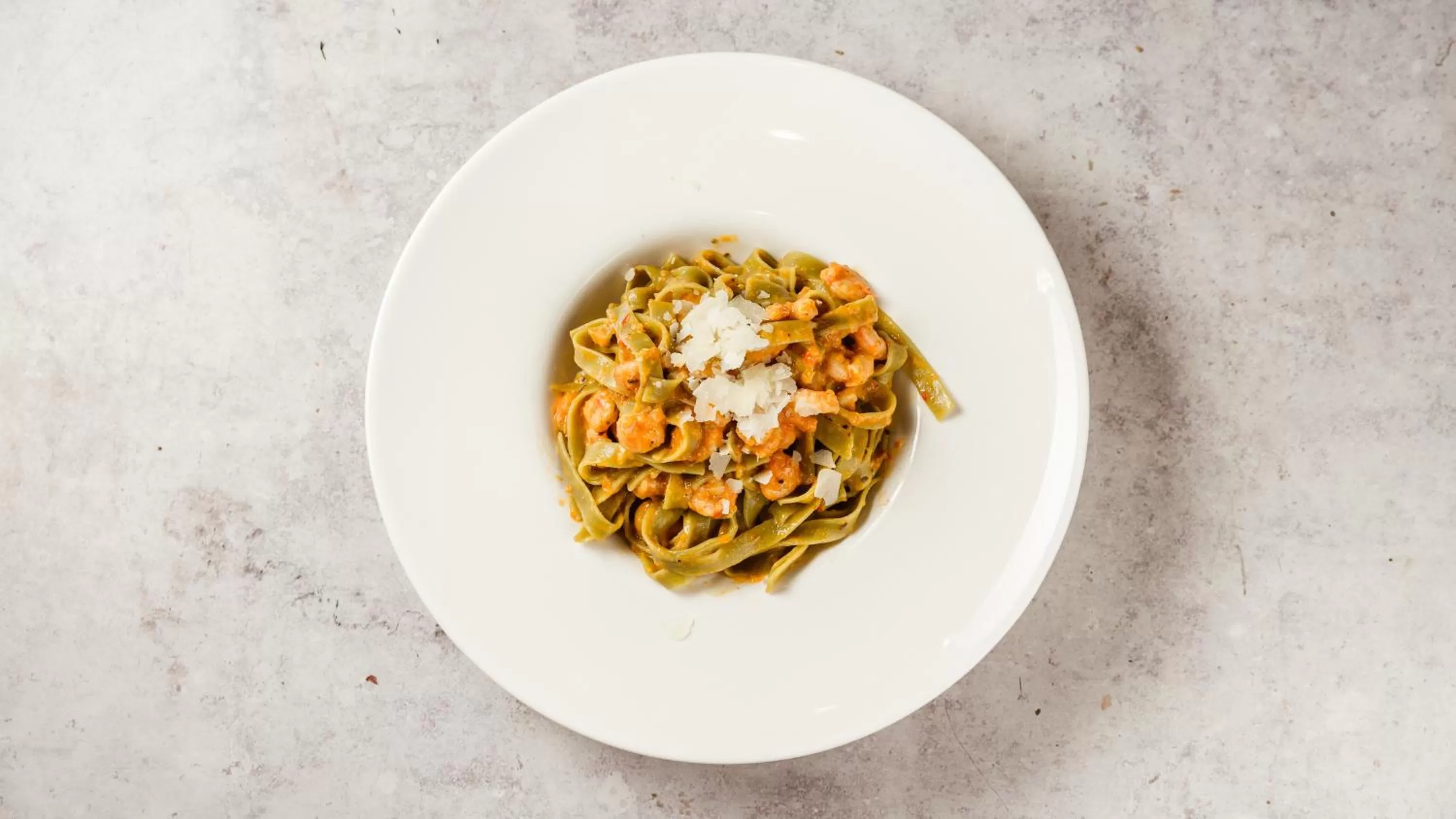 Restaurant/places to eat in Royal Airport Hotel