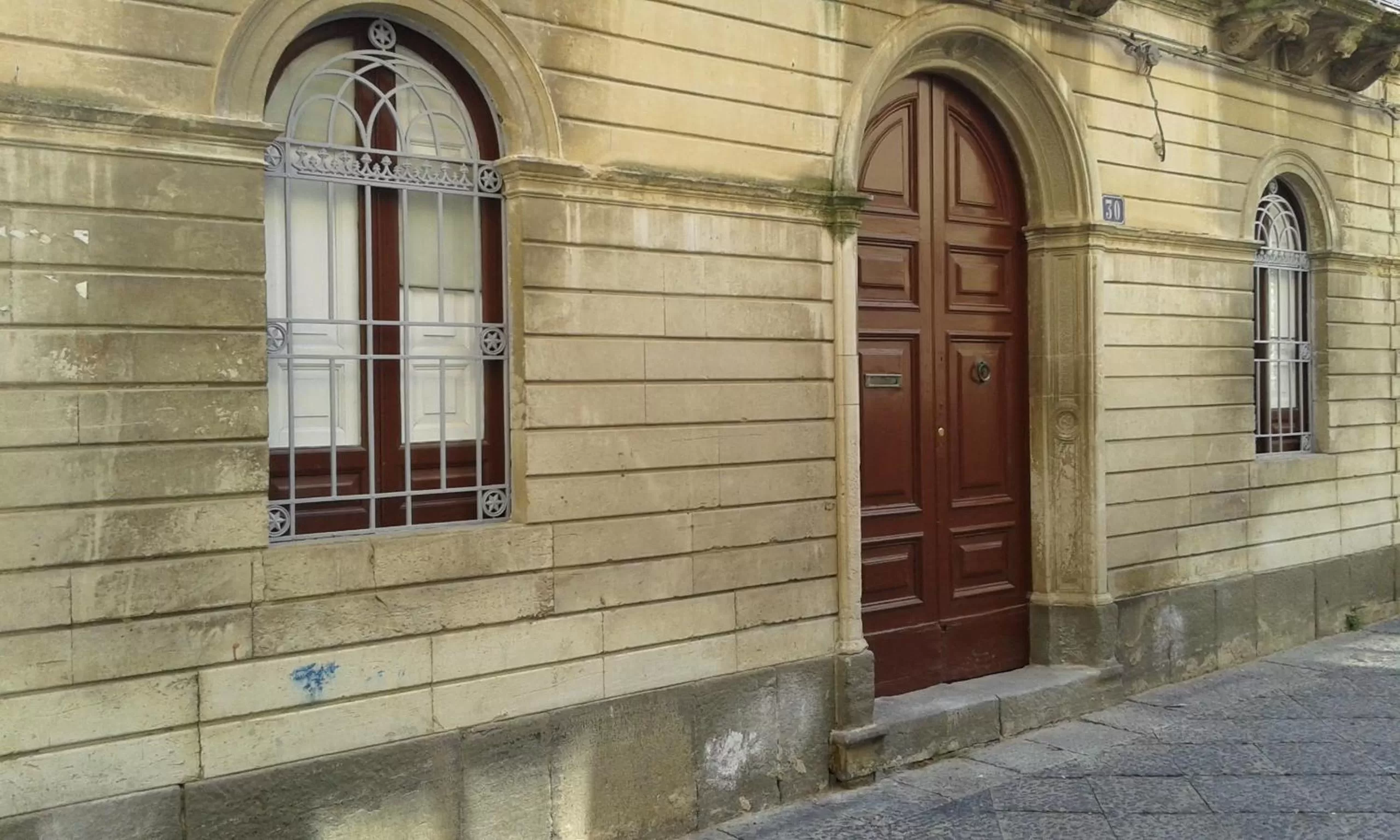 Property building in Palazzo dei Vespri