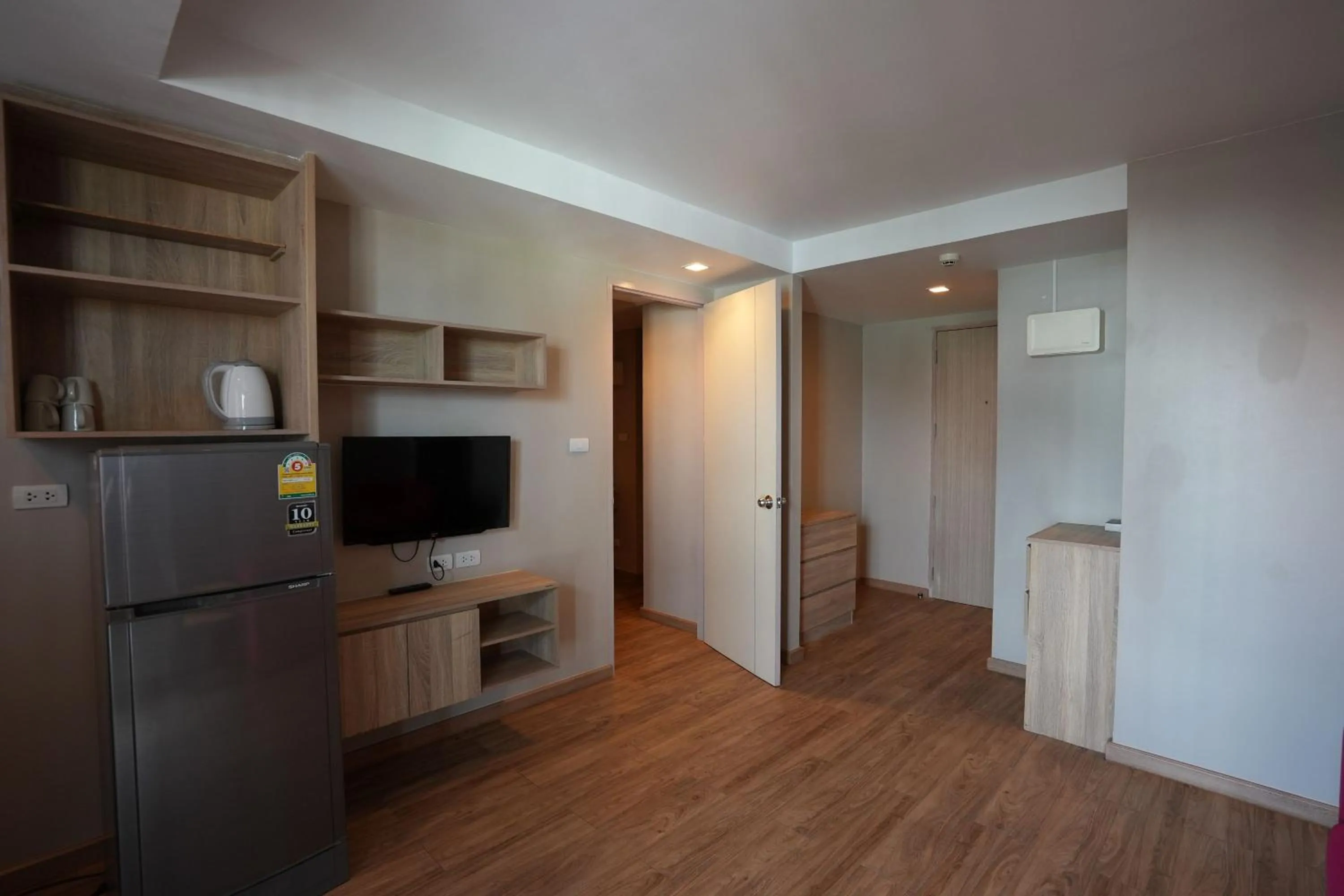 Bedroom in Baan Tanwa - MRT Ratchadapisek Exit 1 or 2