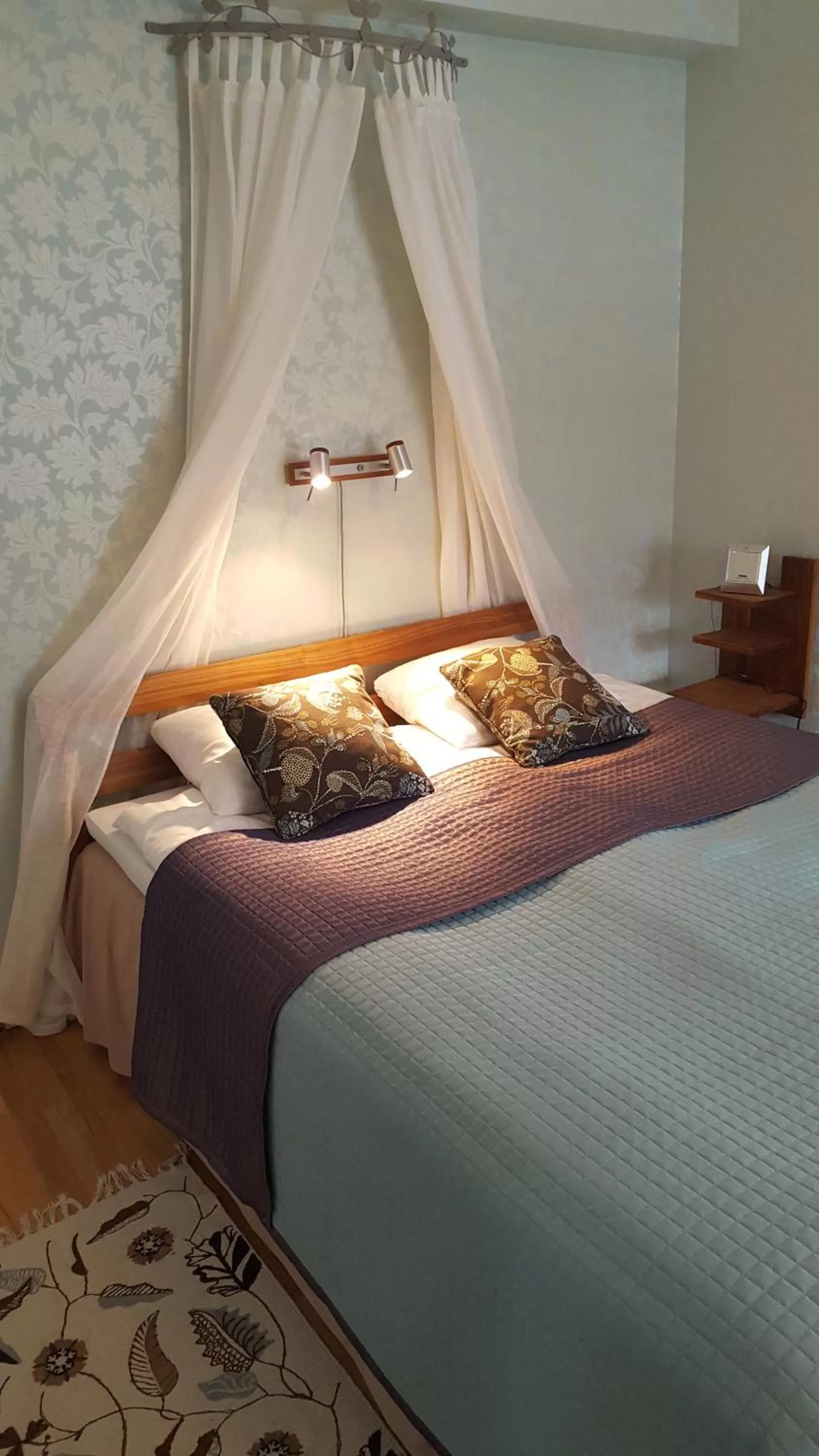 Bed in Långshyttans Brukshotell