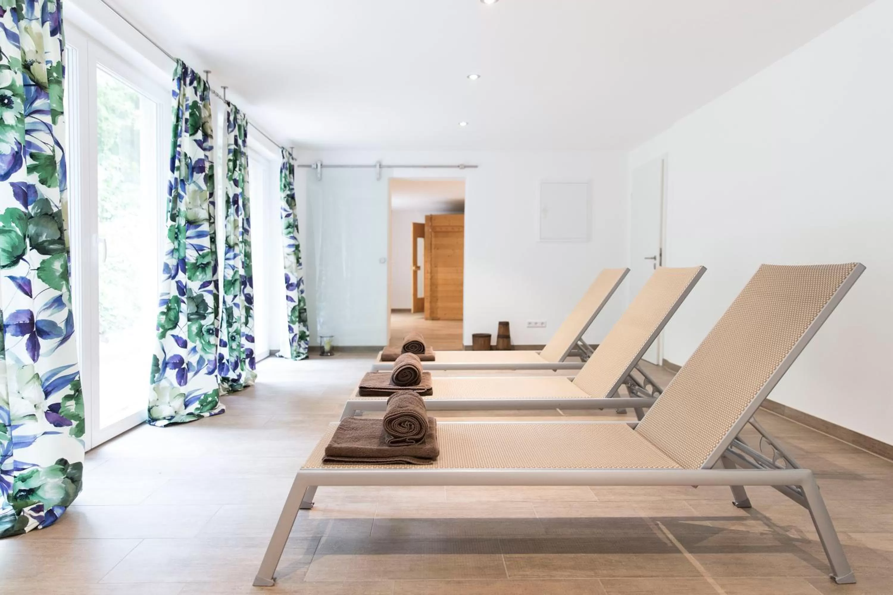 Sauna in Naturhotel Holzwurm