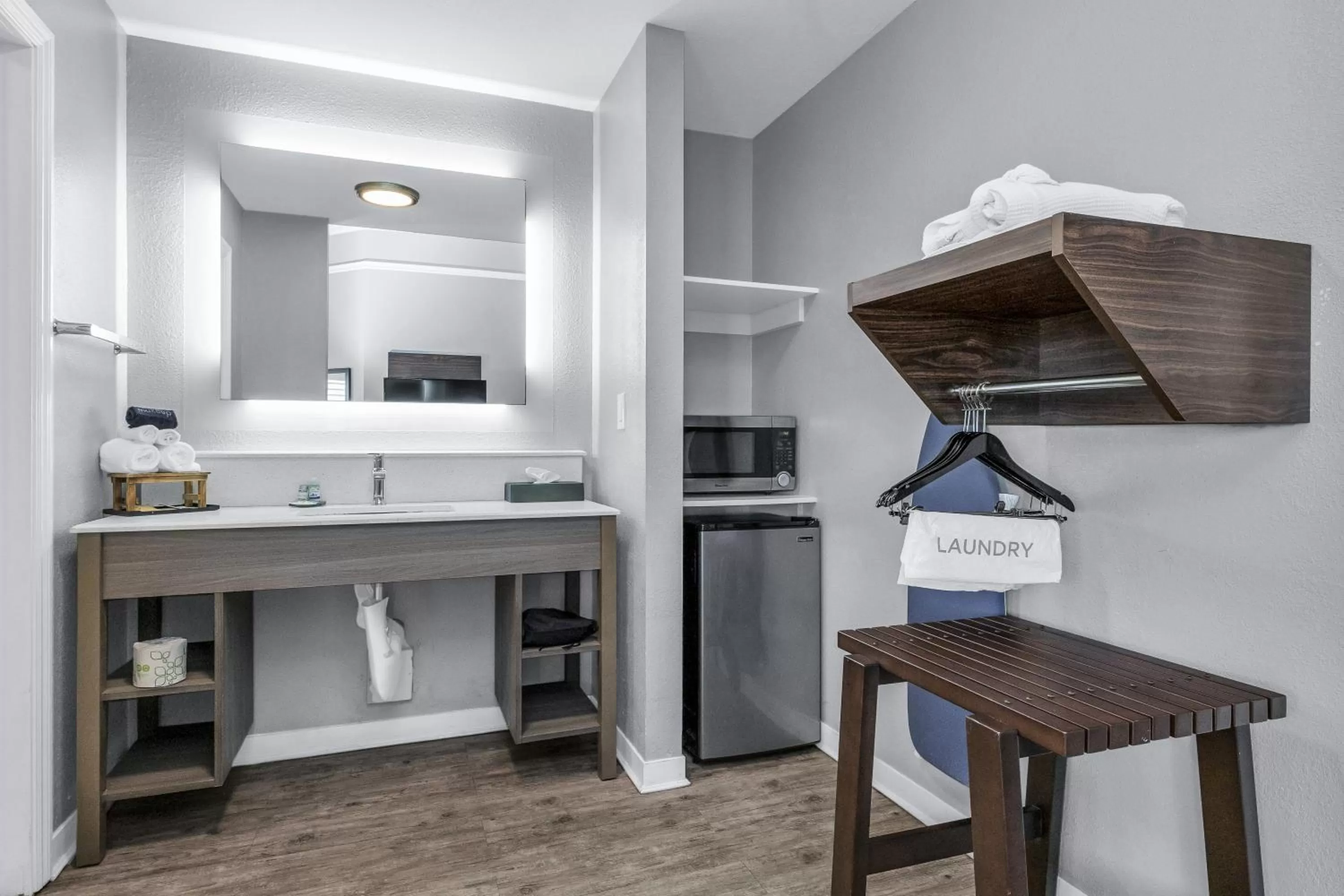 minibar in Inn at Rockaway San Francisco Pacifica