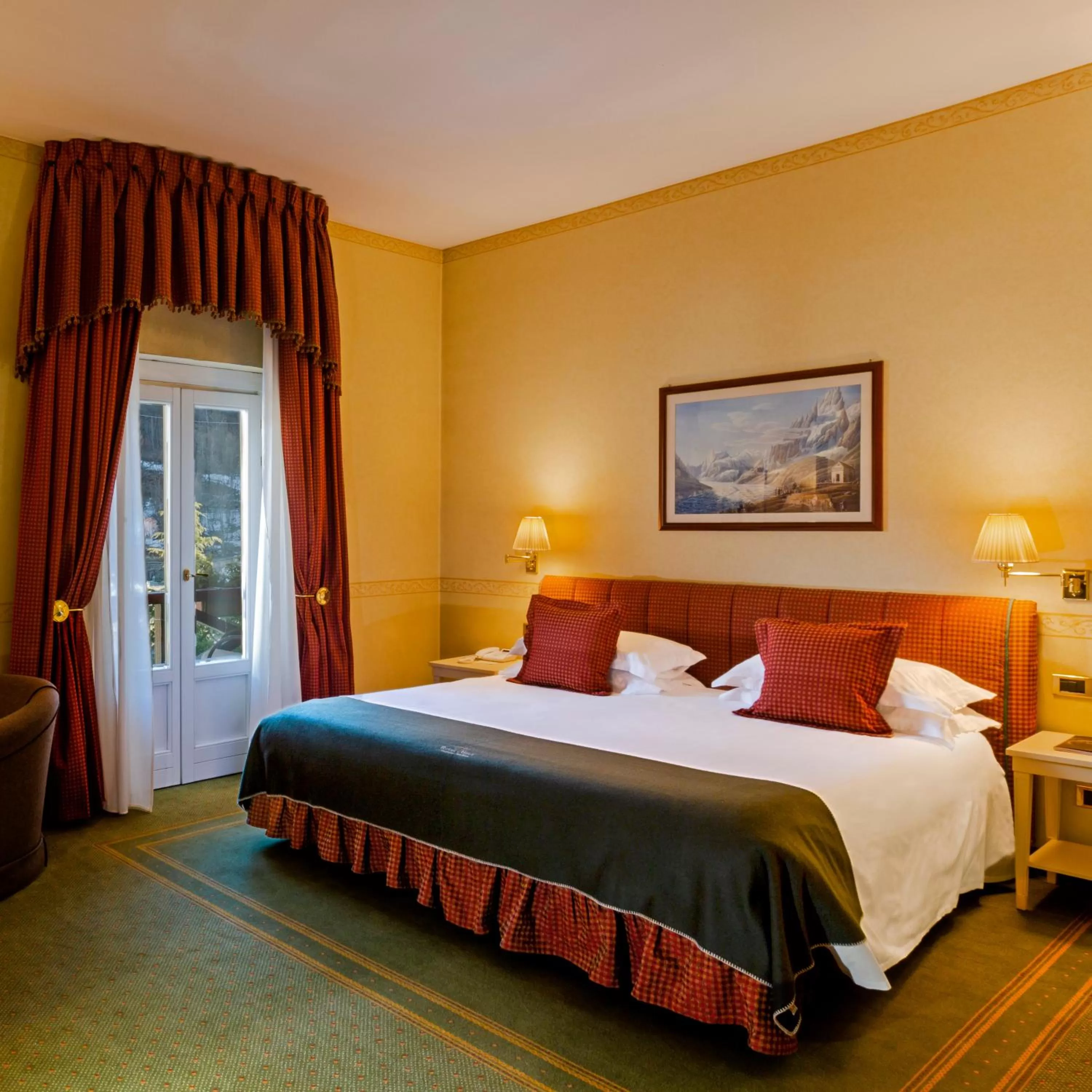 Bed in Grand Hotel Royal E Golf