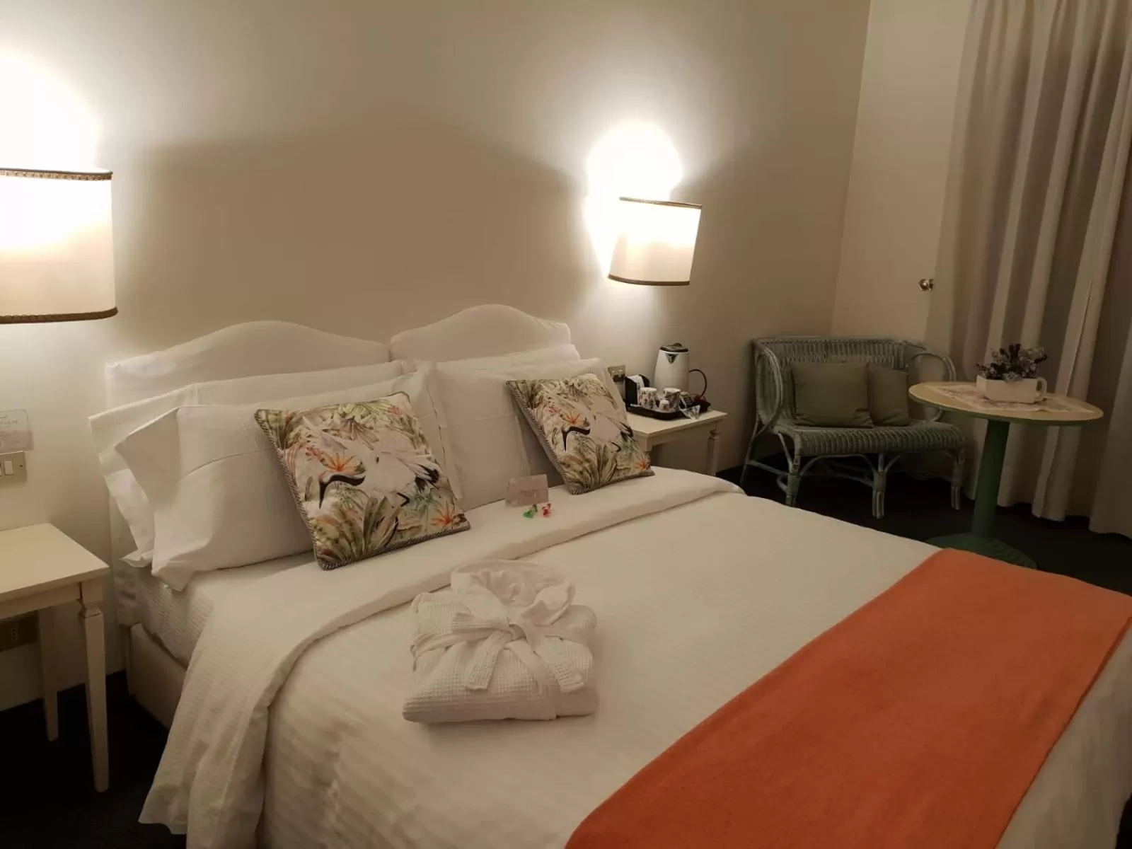 Bedroom, Bed in Albergo Al Moretto