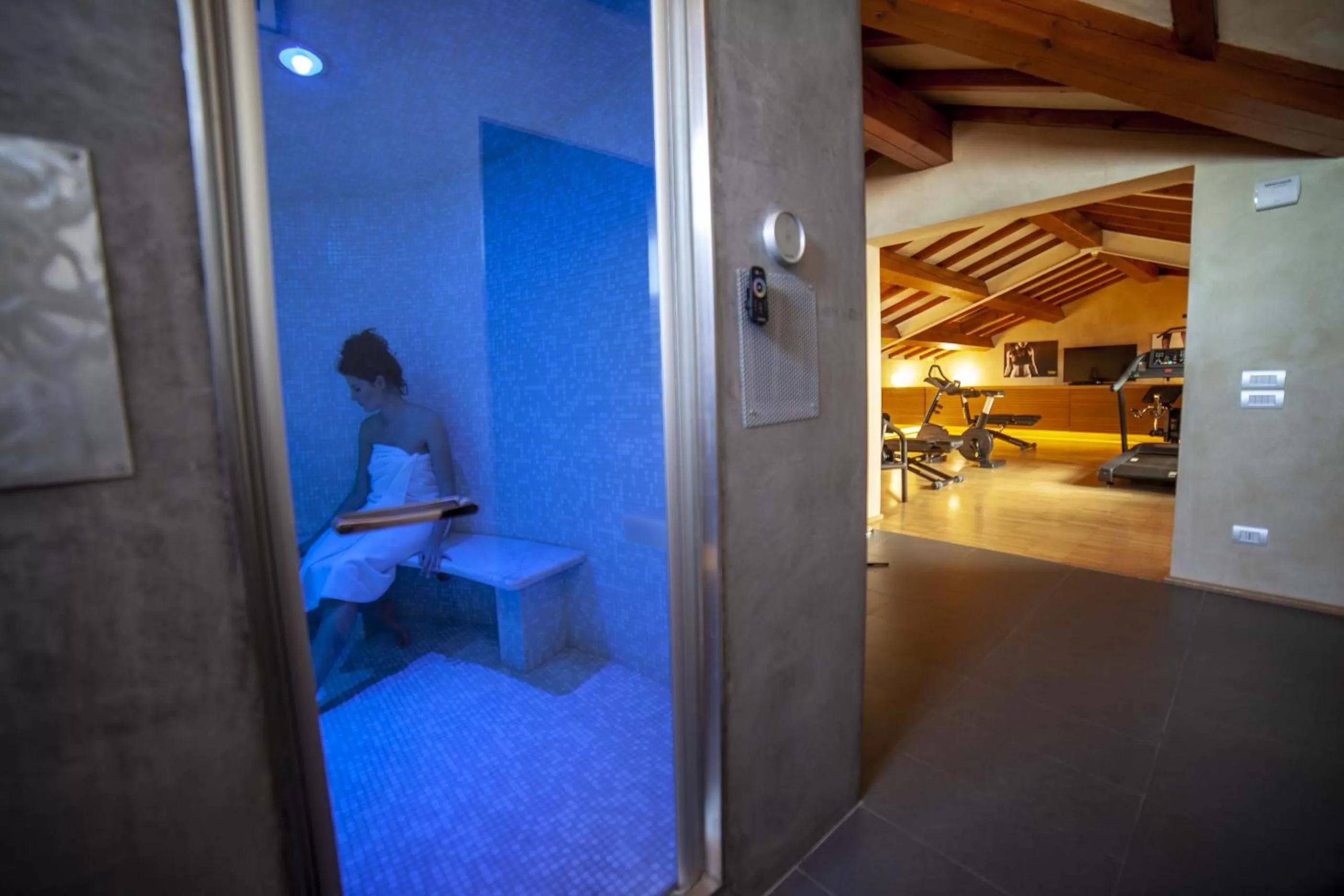Spa and wellness centre/facilities in Hotel Rua Frati 48 in San Francesco