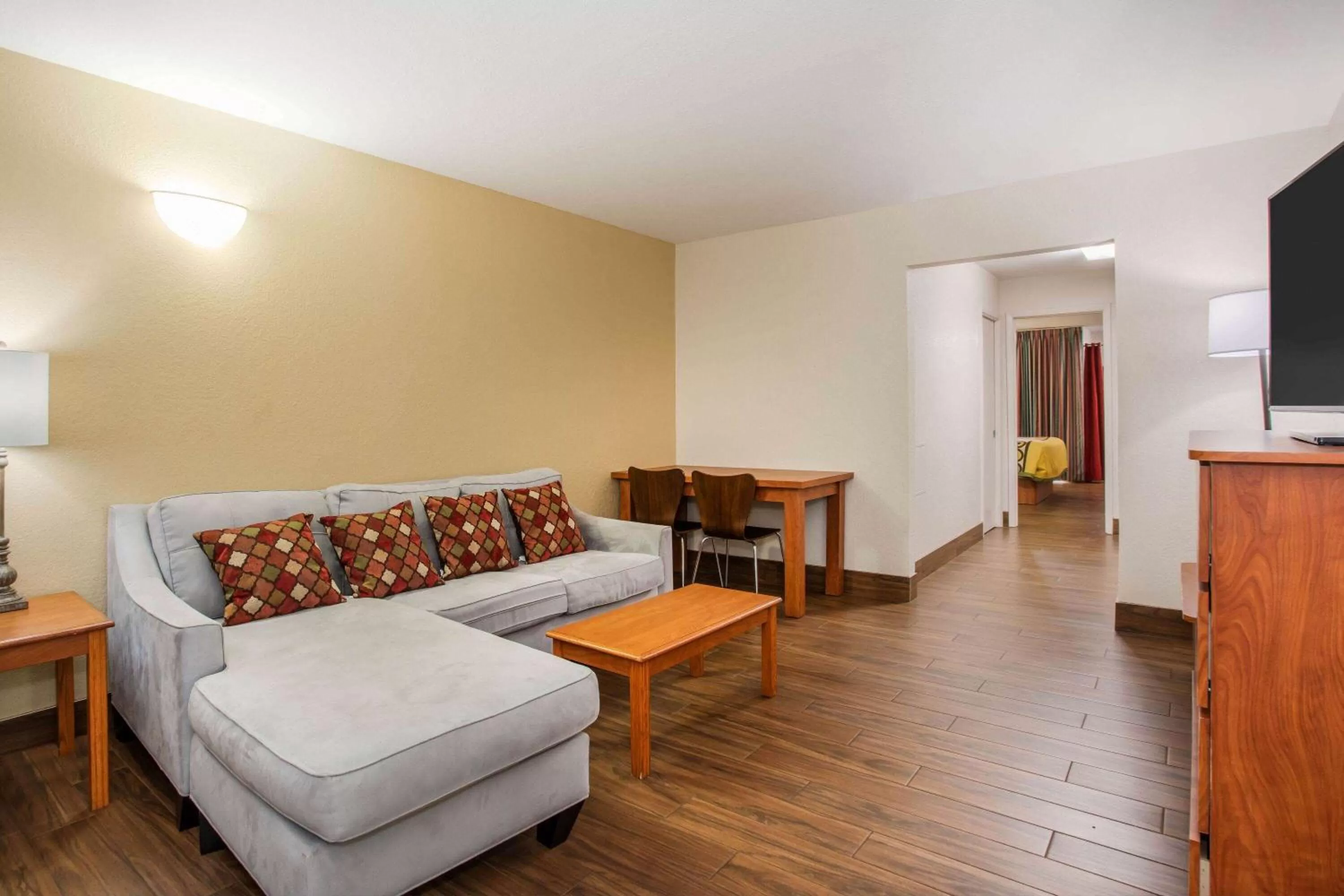 Photo of the whole room in Super 8 by Wyndham North Palm Beach