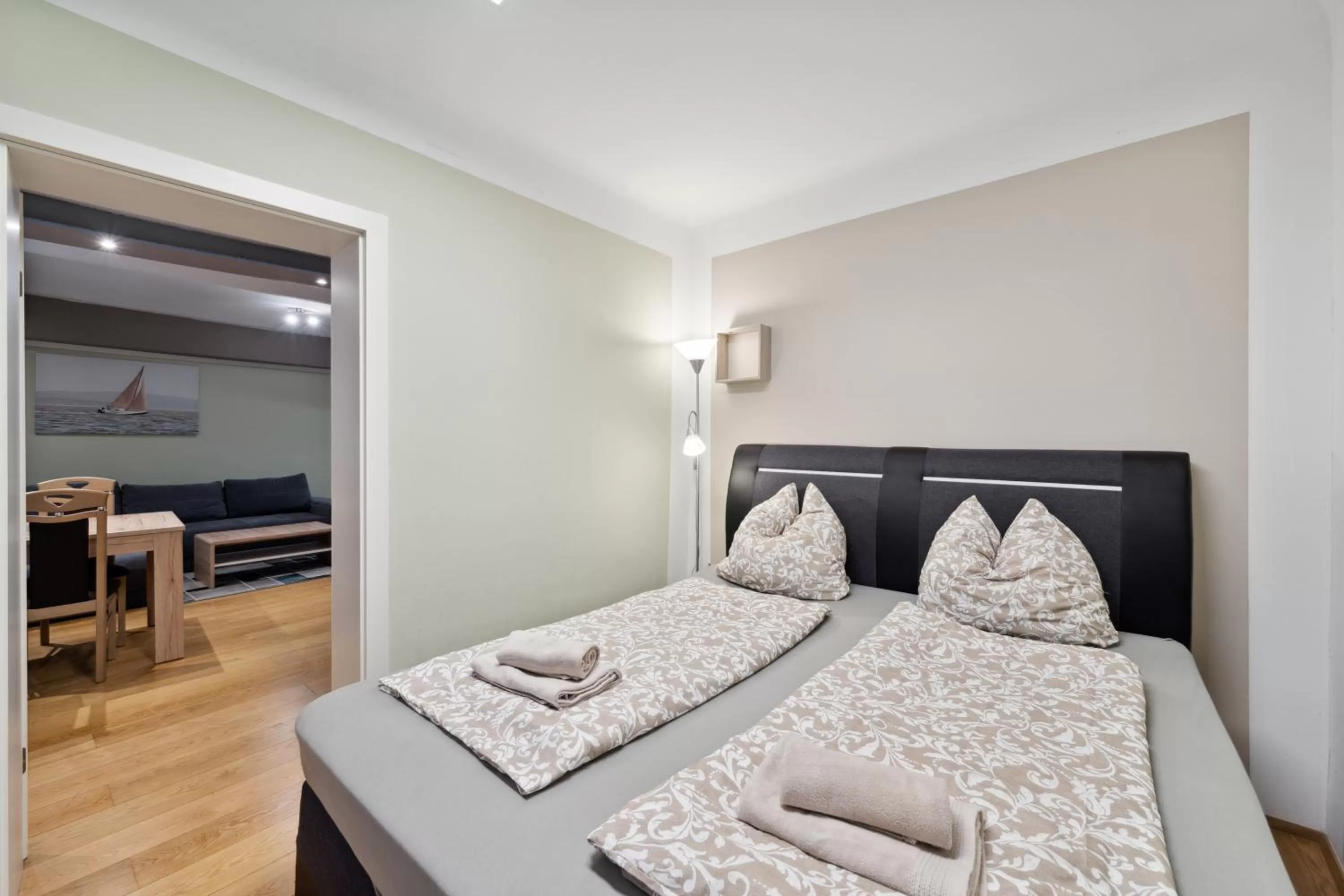 Bed in Florian's apartments in Mariahilf Vienna