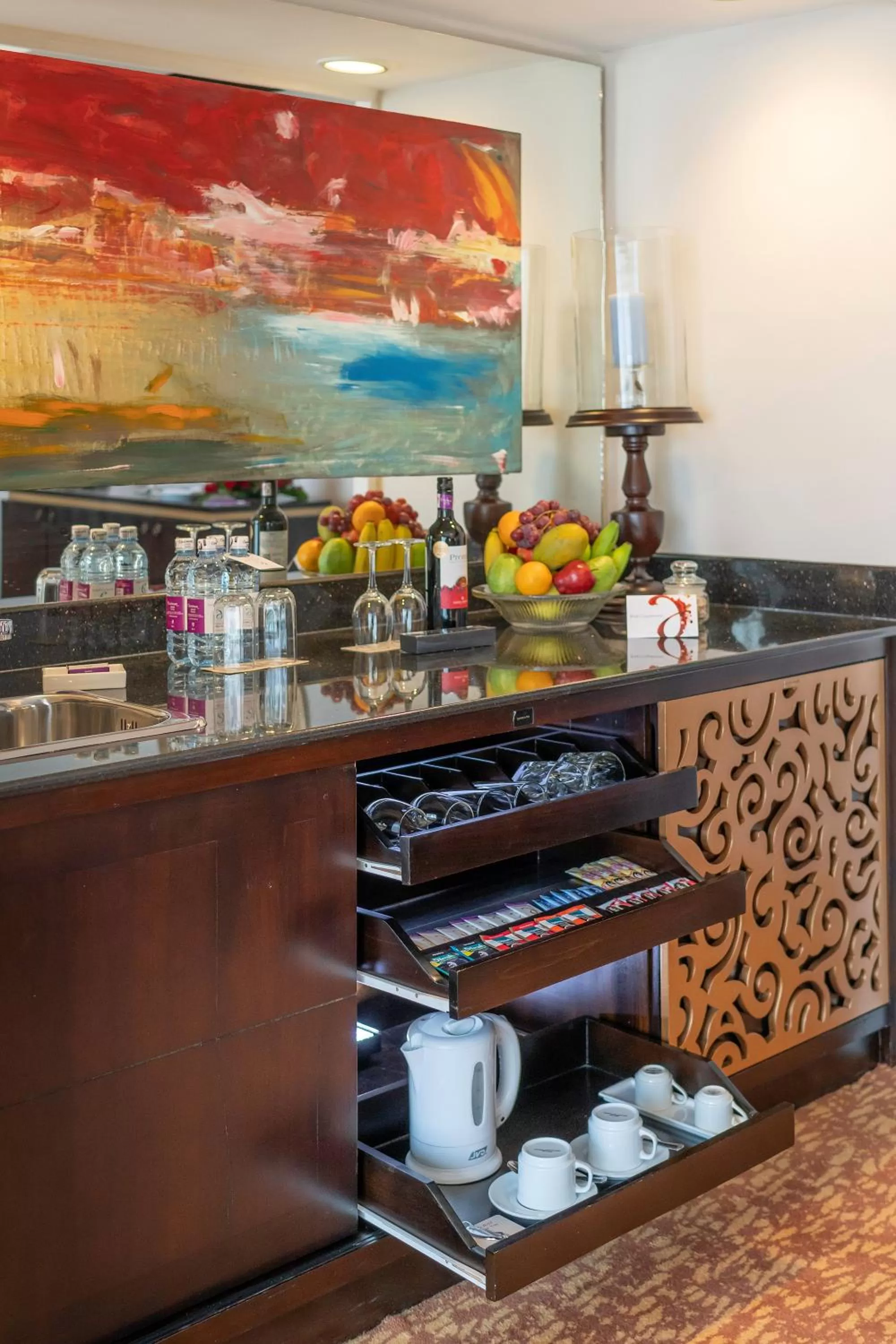 Coffee/tea facilities in Cinnamon Grand Colombo