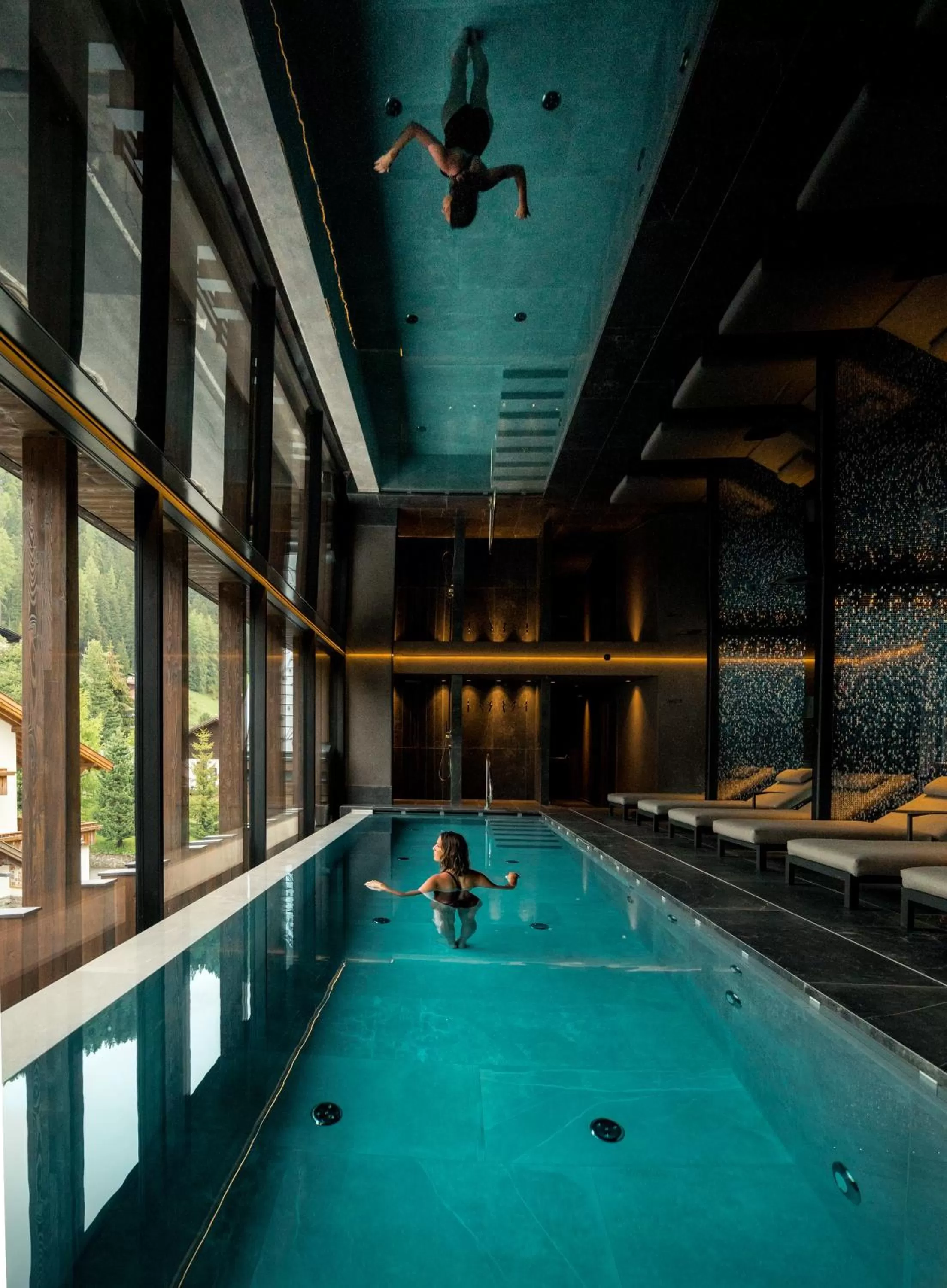 Swimming pool in Linder Cycling Hotel