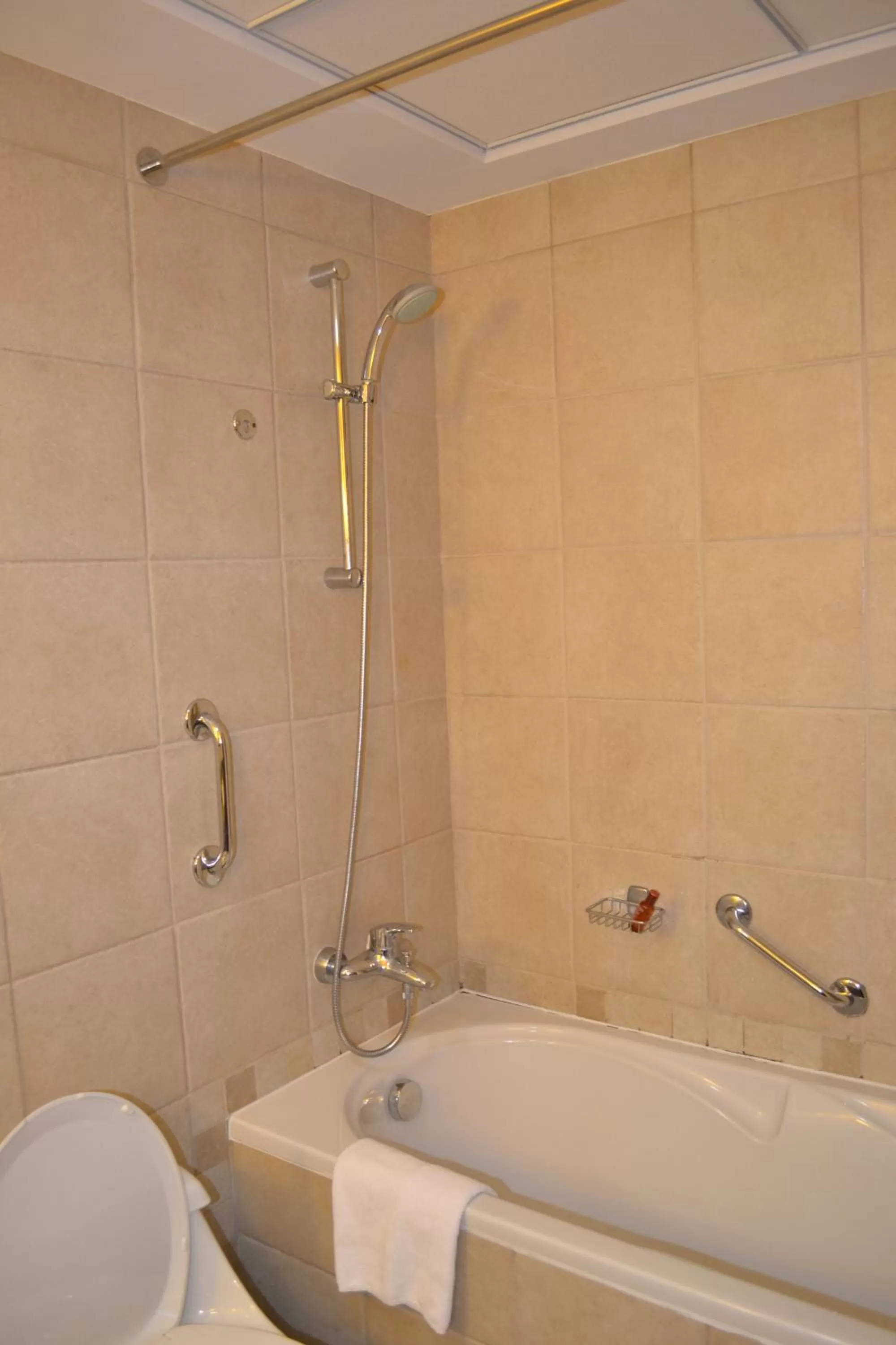 Bathroom in Sheraton Khalidiya Hotel