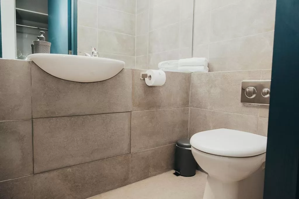 Quarter by the Warren Collection