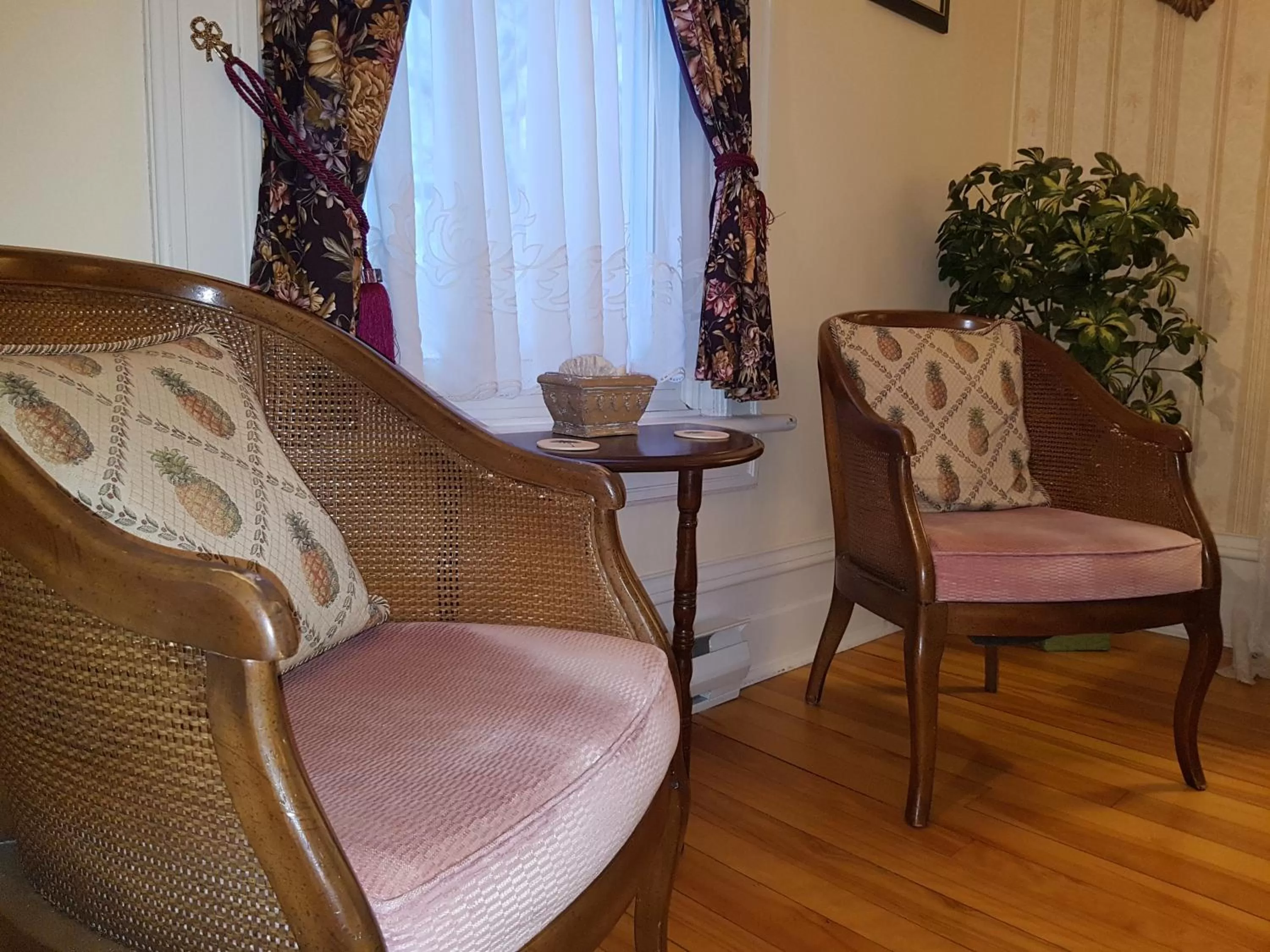 Seating Area in Les Trois Erables Boutique Inn