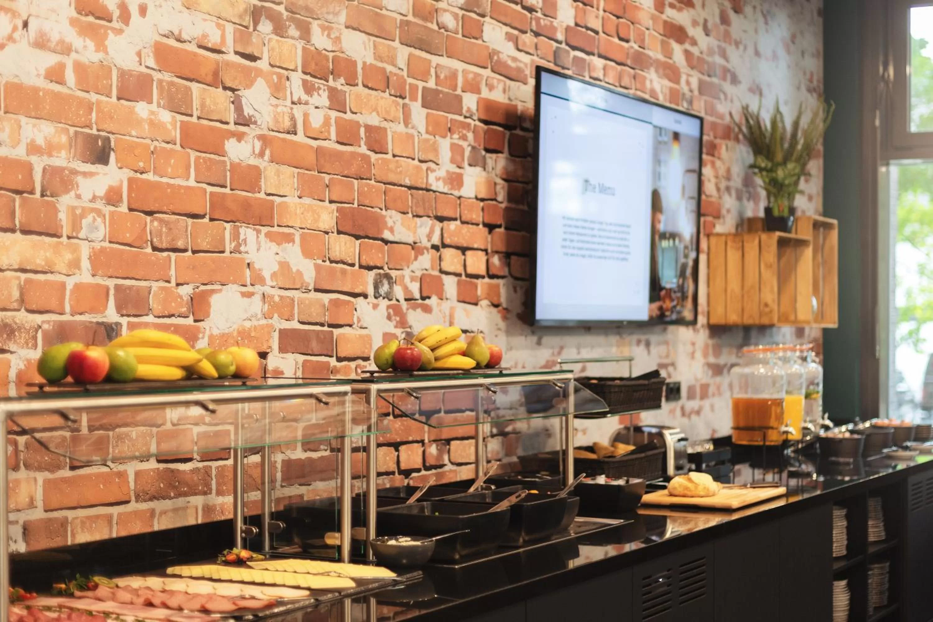 Breakfast in Holiday Inn - the niu, Bricks Hamburg Eppendorf by IHG