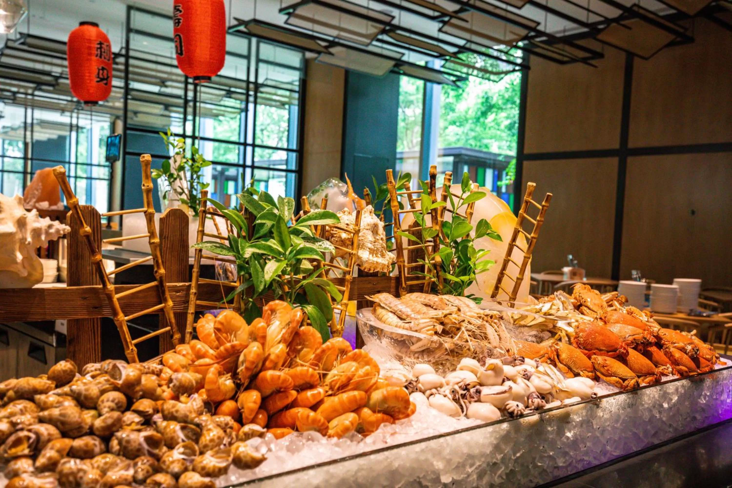 Restaurant/places to eat in Crowne Plaza Foshan Nanhai-an IHG Hotel