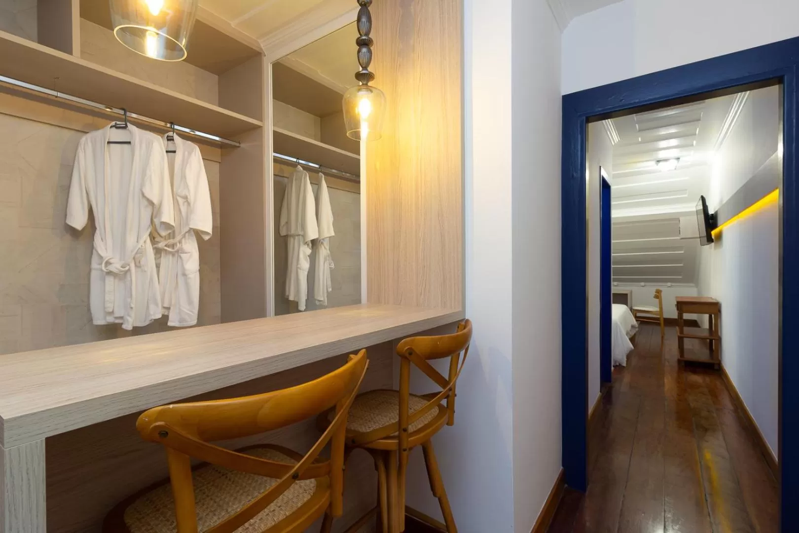 wardrobe in Pousada Aconchego