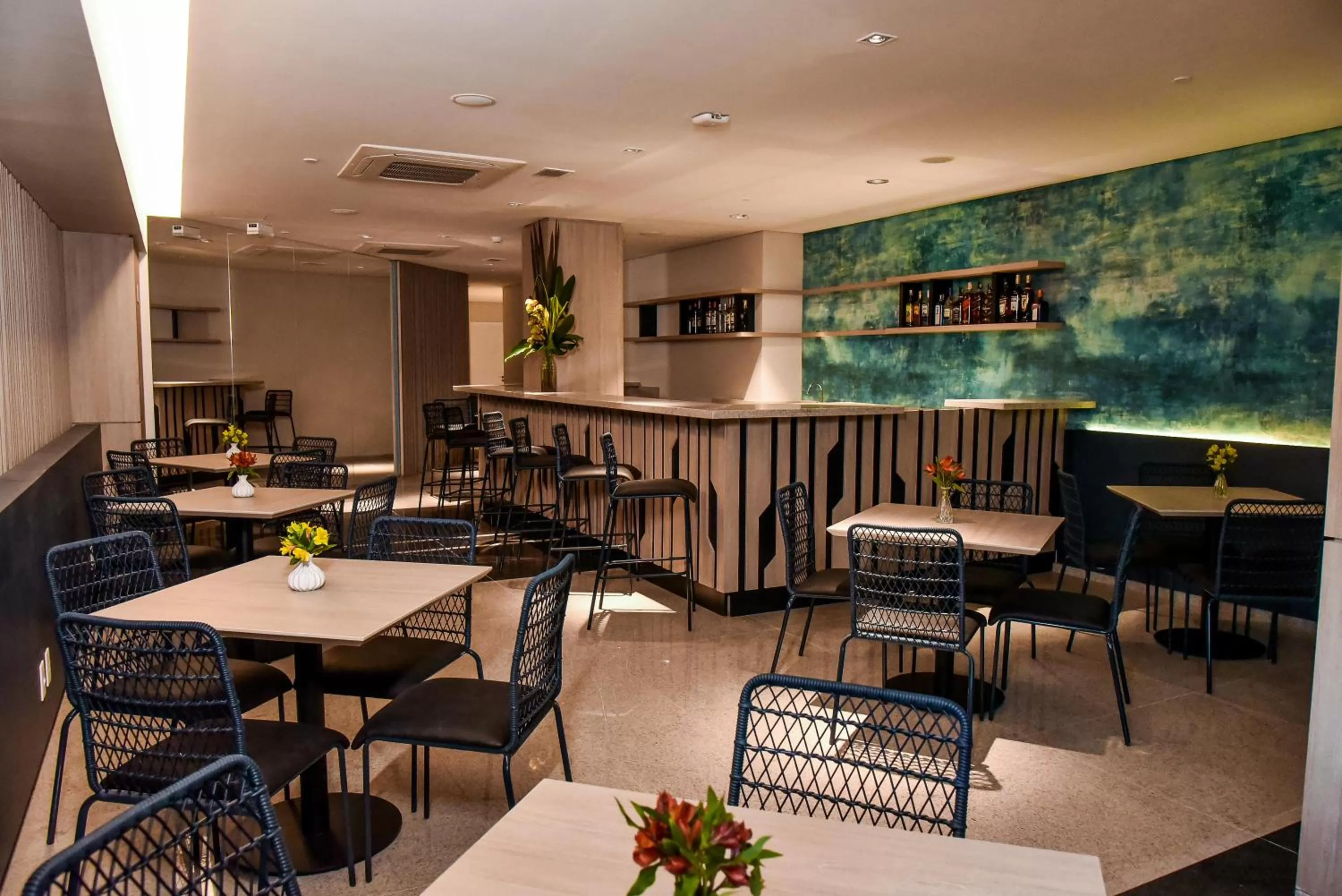 Lounge or bar in Rio Hotel by Bourbon Sao Paulo