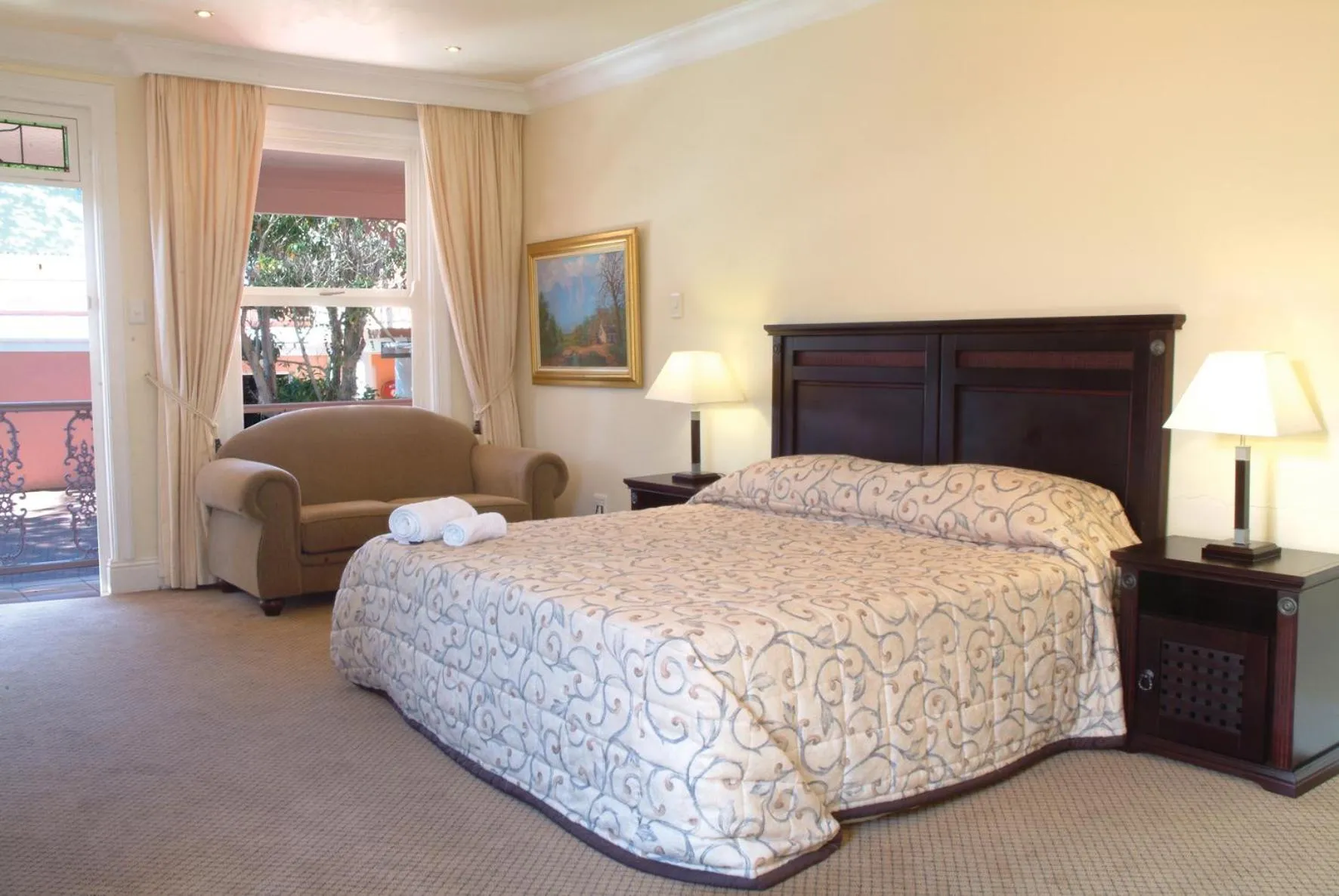 Bed in Sica's Guest House