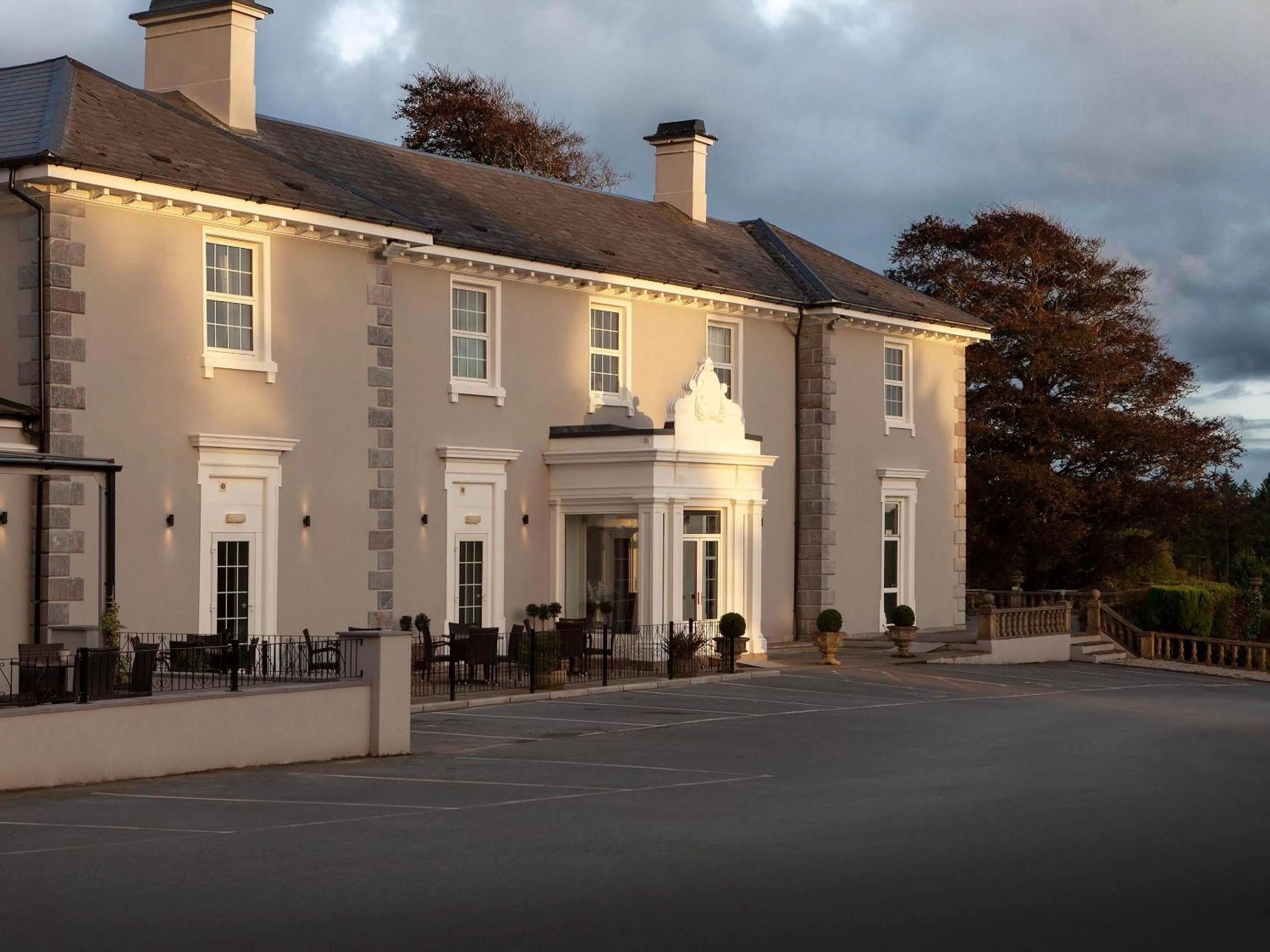 Facade/entrance in Elfordleigh Hotel