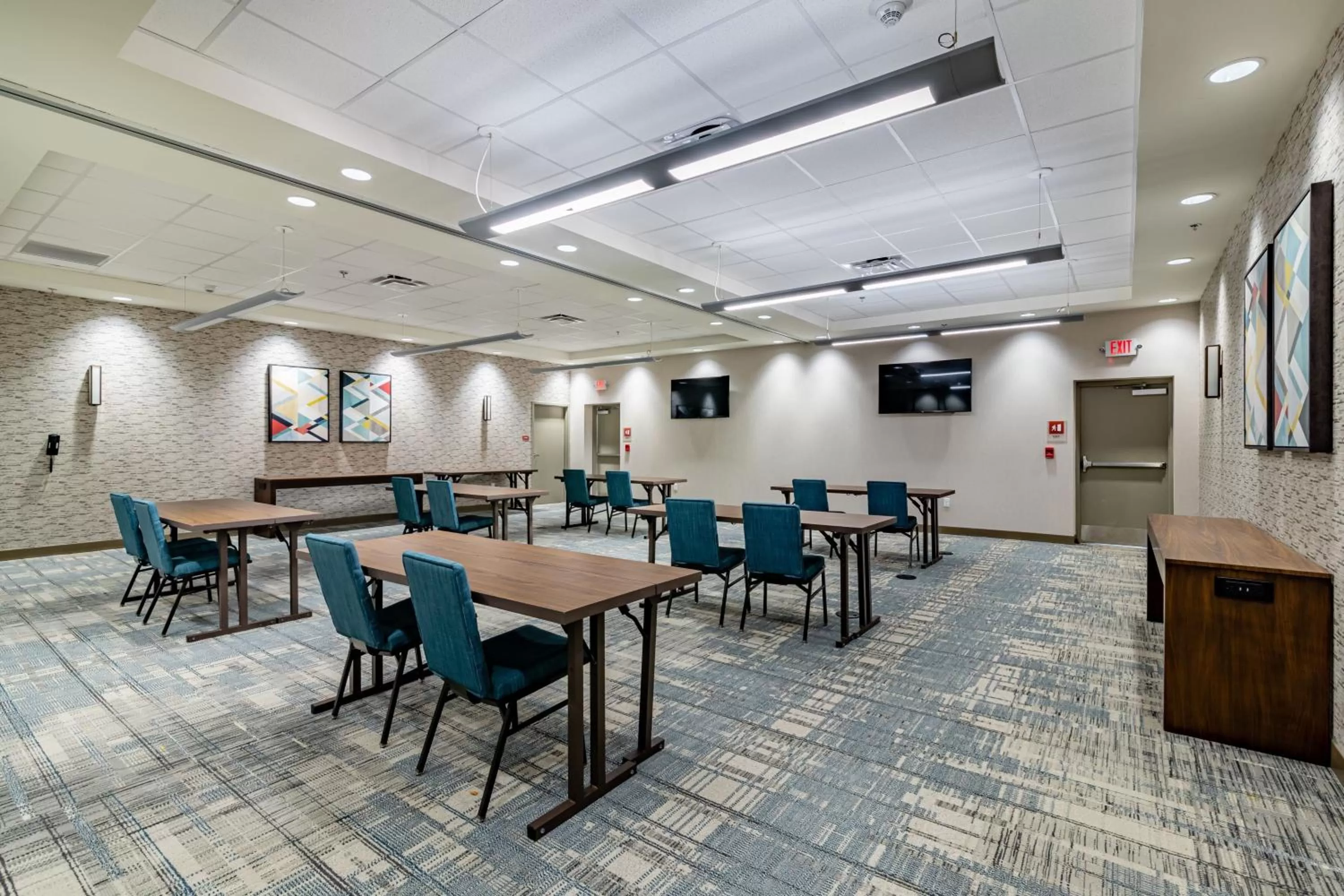 Meeting/conference room in Four Points by Sheraton Brunswick
