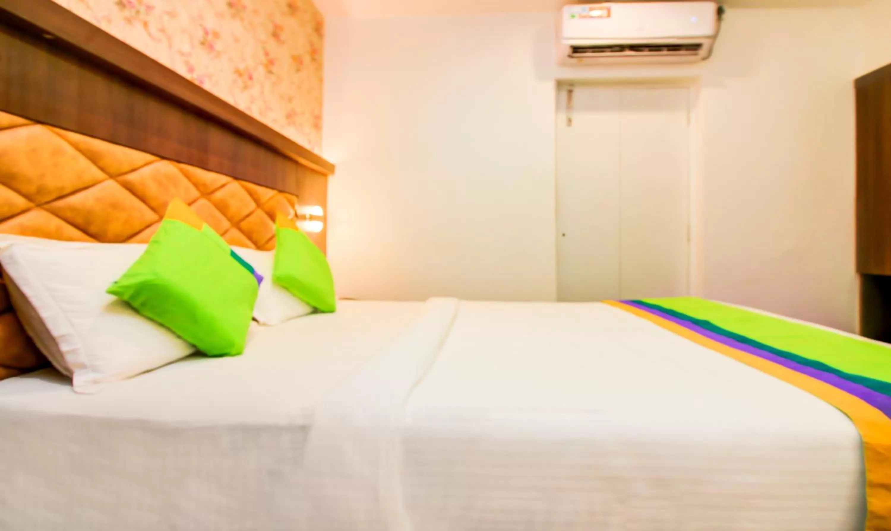 Bedroom, Bed in Treebo Arvind Residency