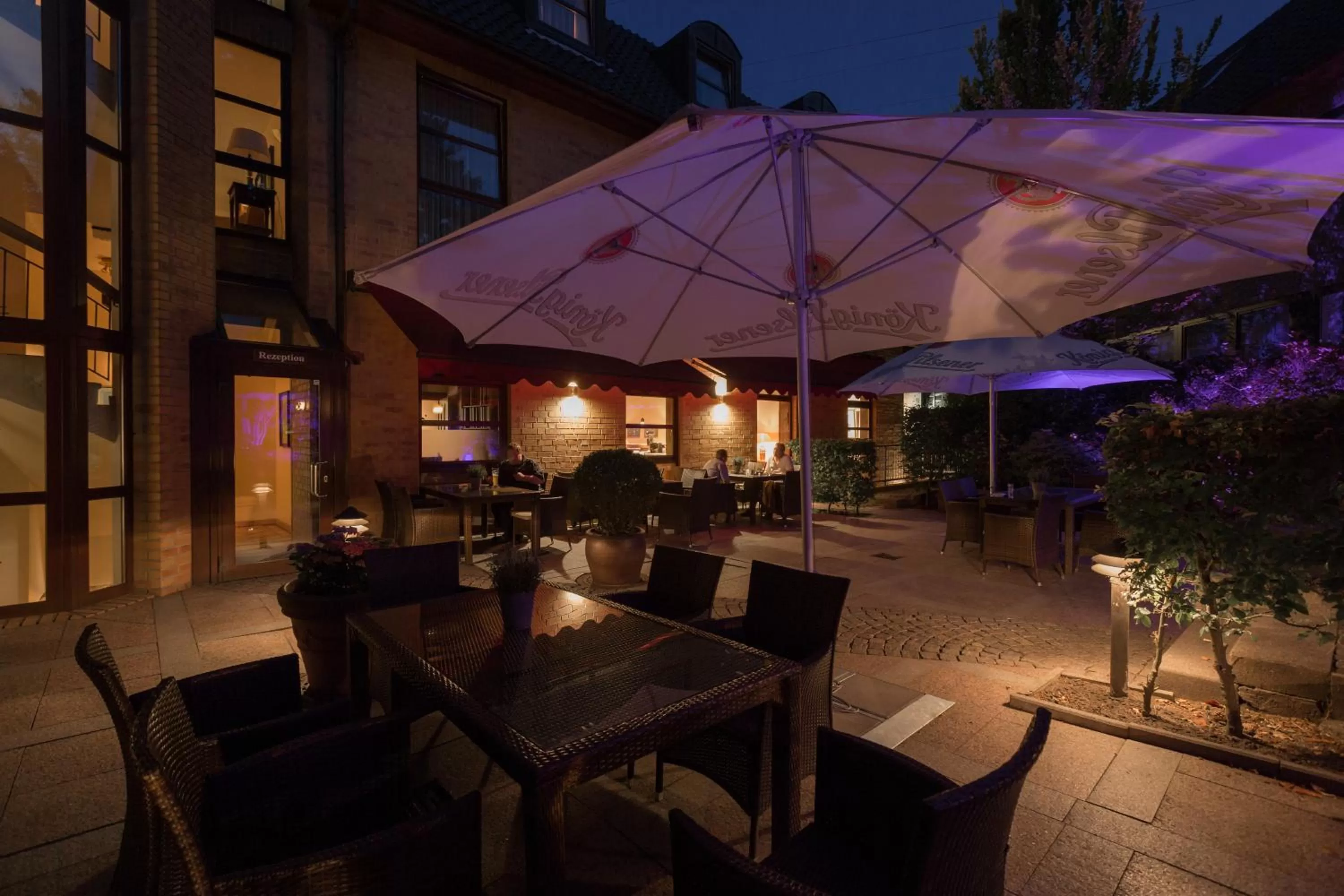 Facade/entrance in Hotel Engel