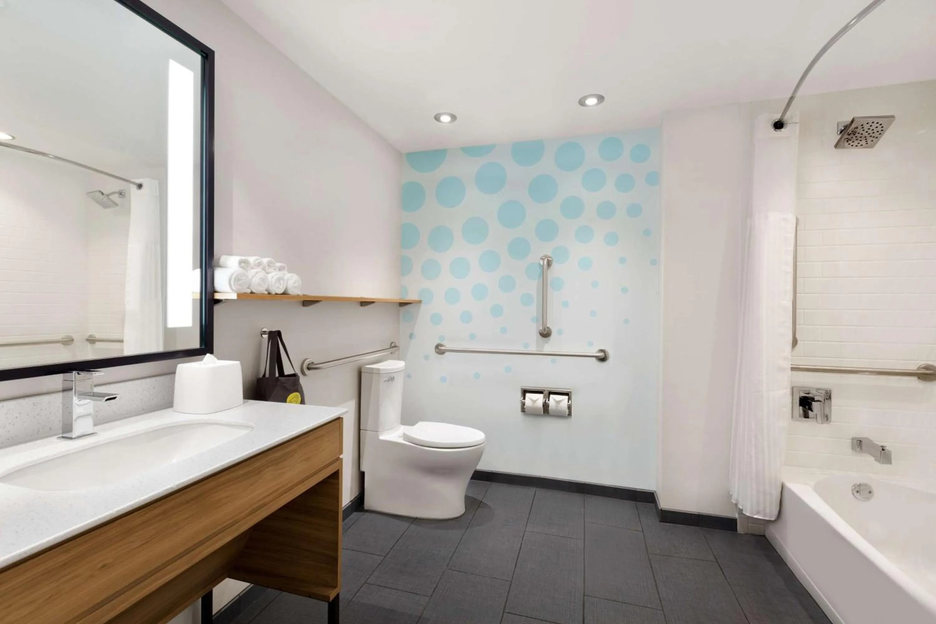 Bathroom in Tru By Hilton Las Vegas Airport NV