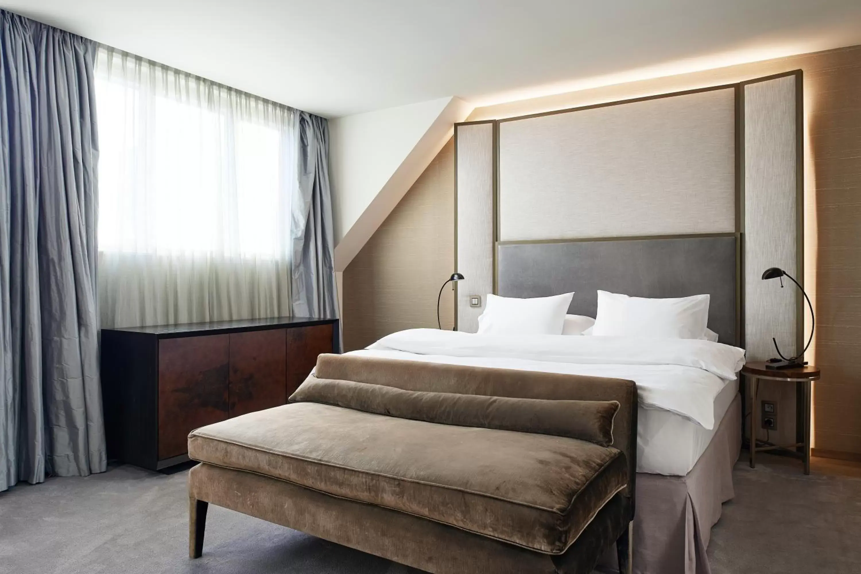 Superior King Suite in The Emblem Prague Hotel - Preferred Hotels & Resorts Superior King Suite in The Emblem Prague Hotel - Preferred Hotels & Resorts