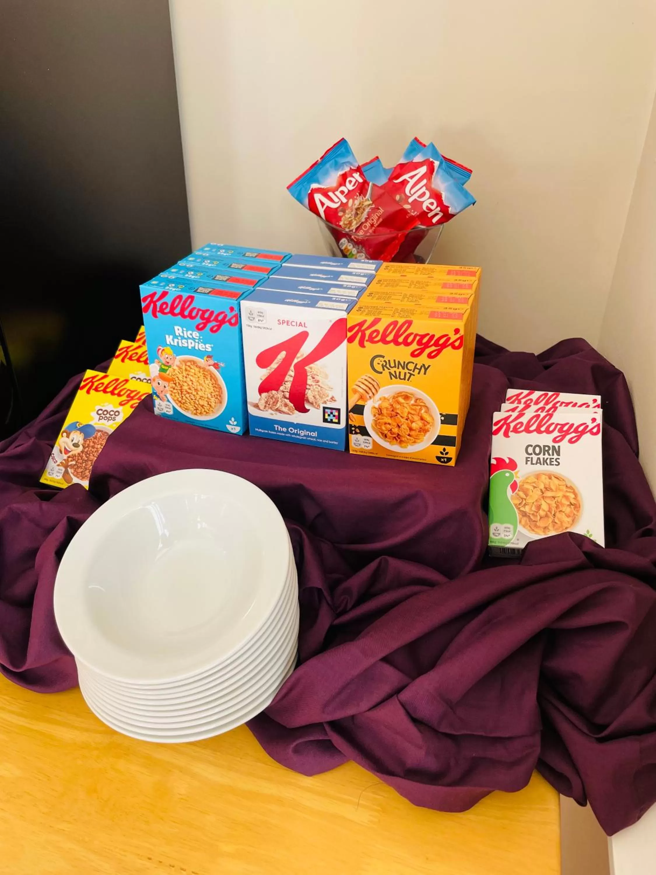 Breakfast in West Plean House