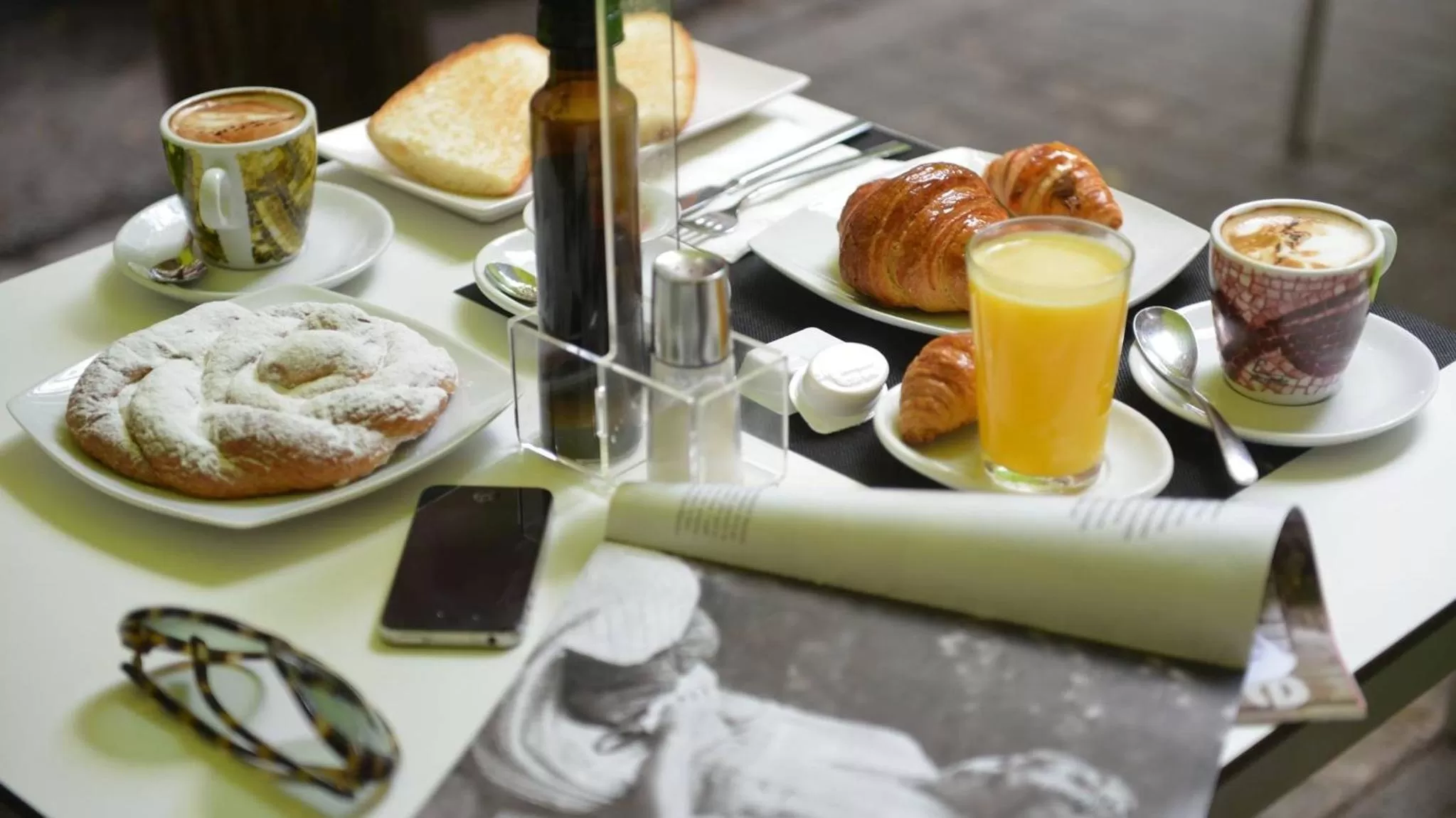 Property building in MD Modern Hotel - Jardines