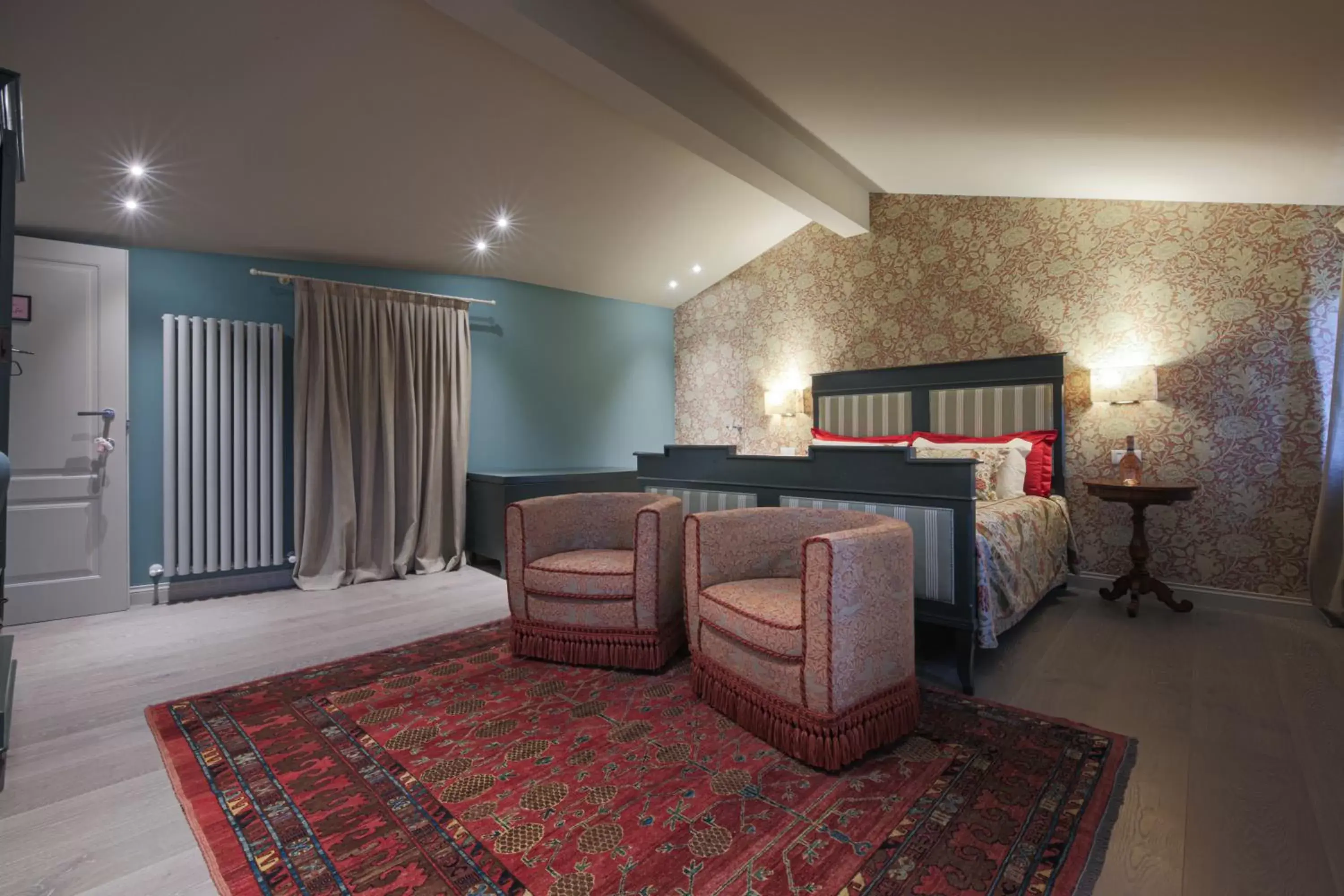 Suite in B&B CASA OLTRAVAL Suite in B&B CASA OLTRAVAL