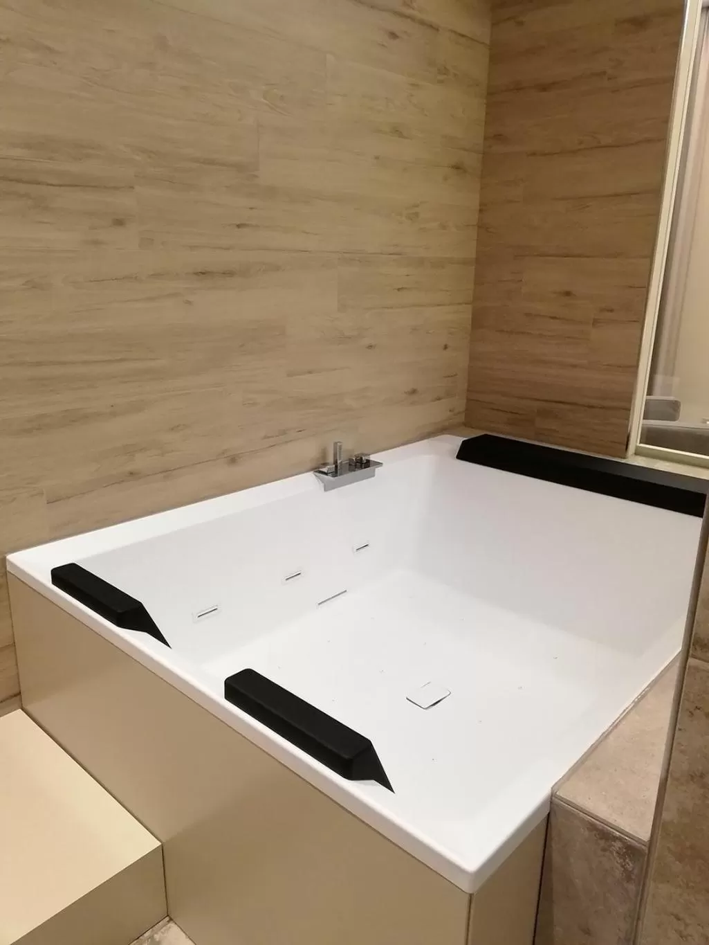 Hot Tub in Hotel Parco delle Querce