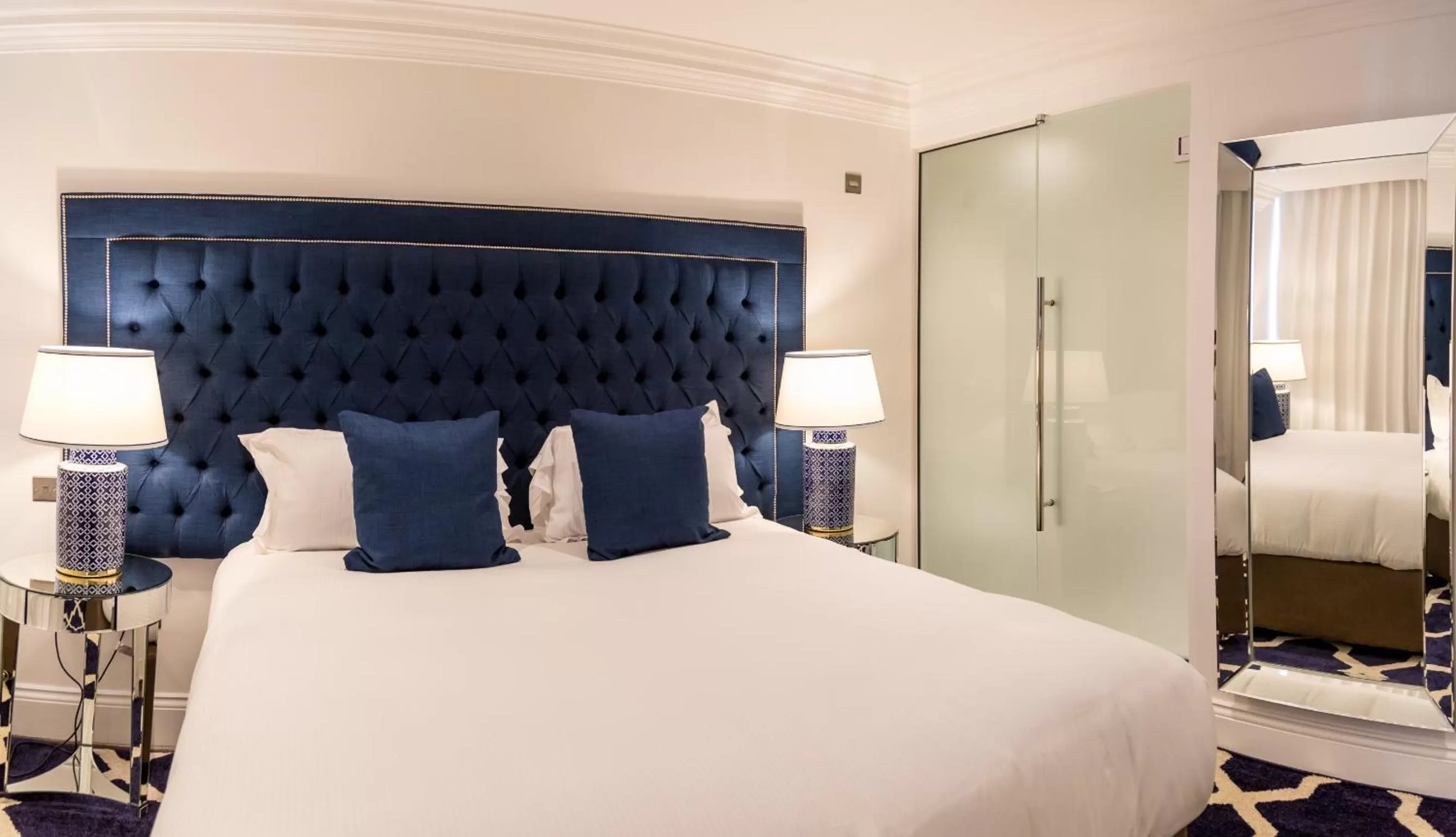 Bathroom, Bed in The Hotel Chester