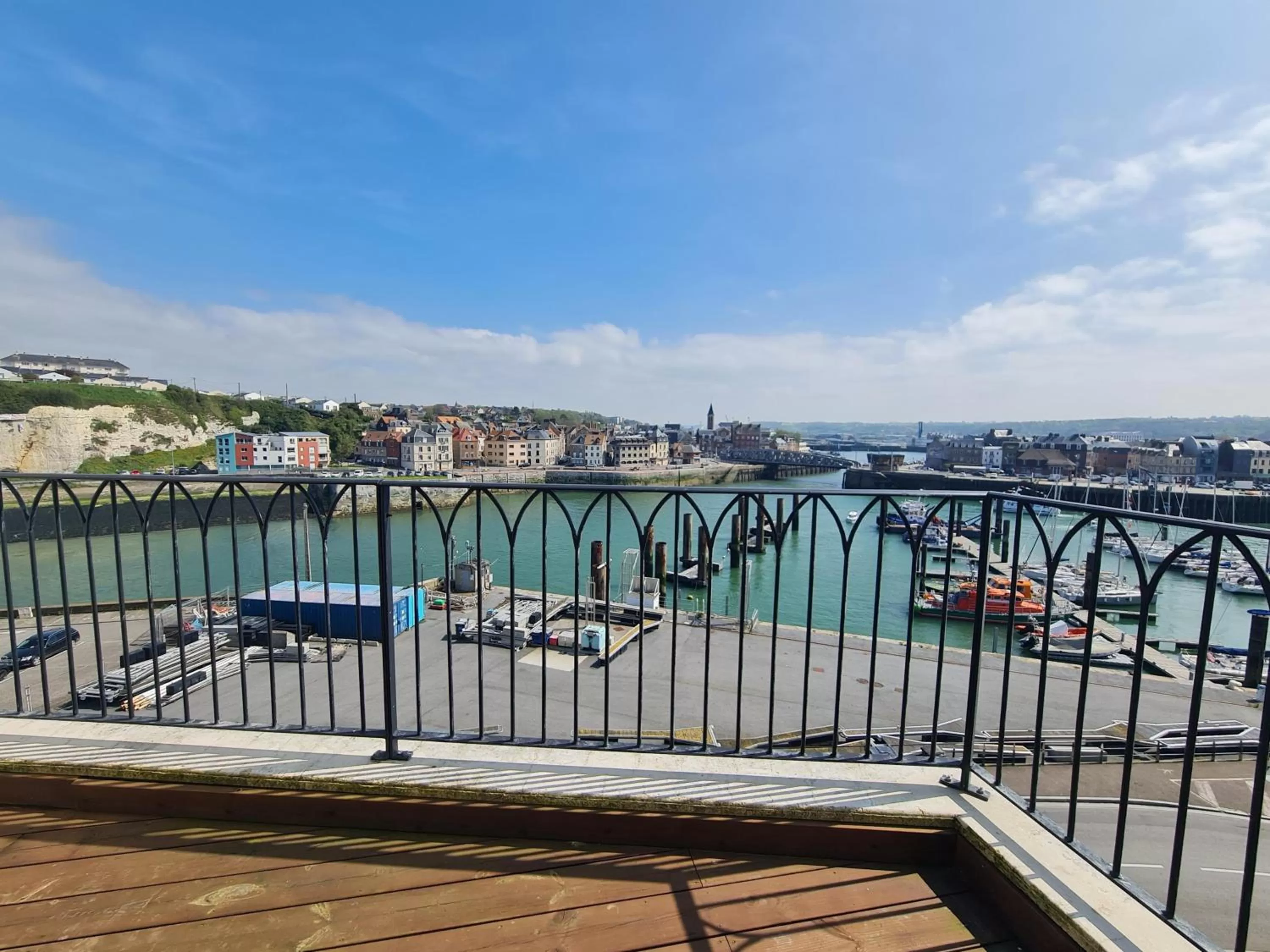 Sea view in LA TOUR AUX CRABES près de la plage