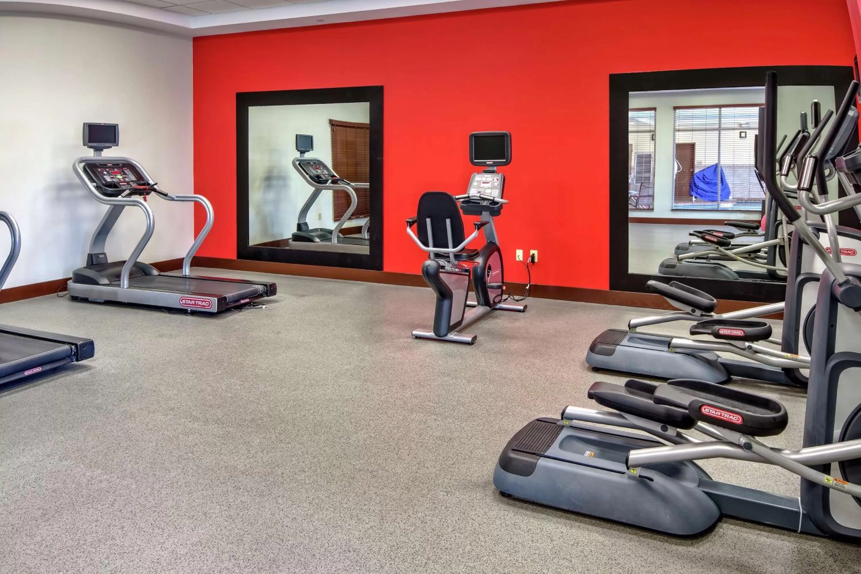 Fitness centre/facilities in Hilton Garden Inn Midtown Tulsa