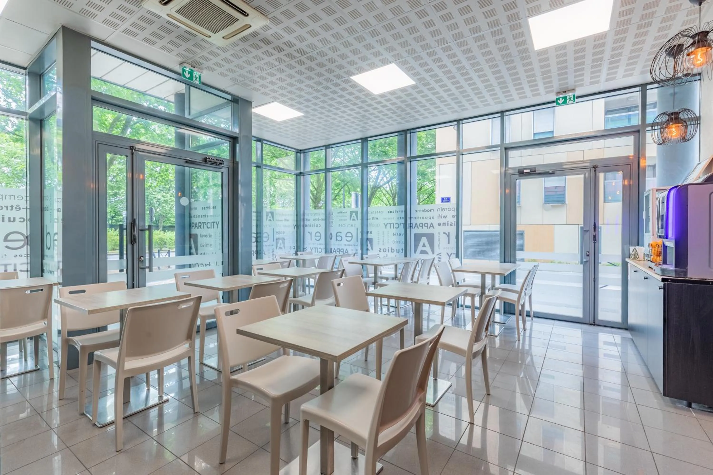 Breakfast in Appart'City Classic Bordeaux Centre