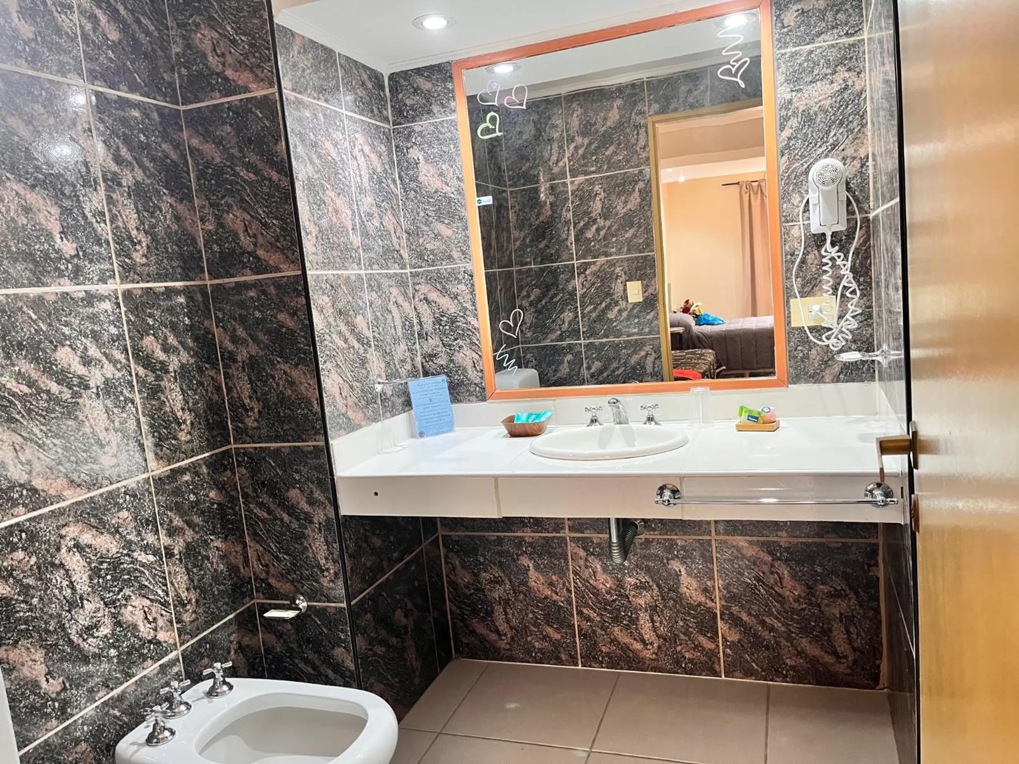 Toilet in Hotel ATEPSA