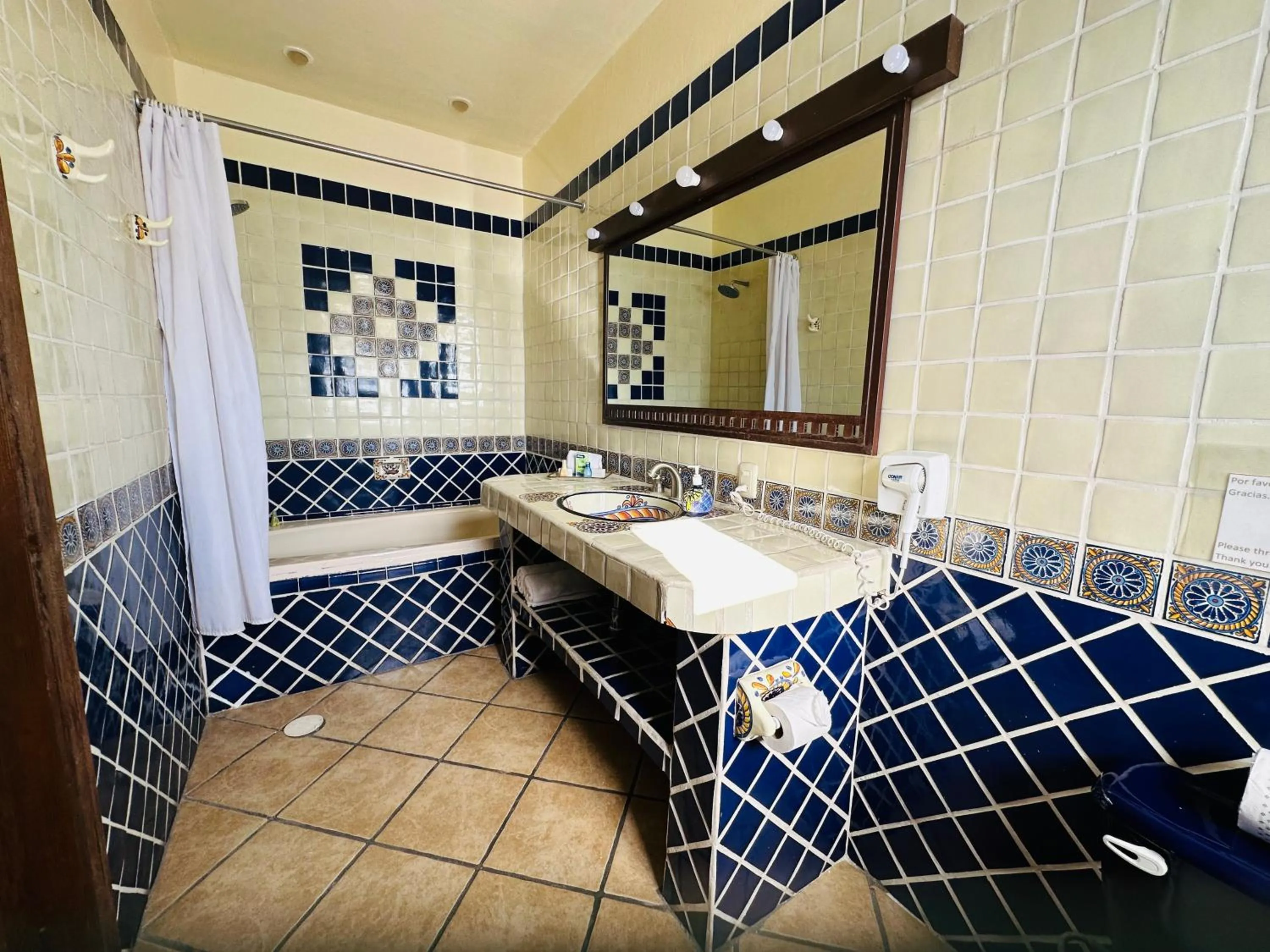 Bathroom in La Villa del Ensueno Boutique Hotel