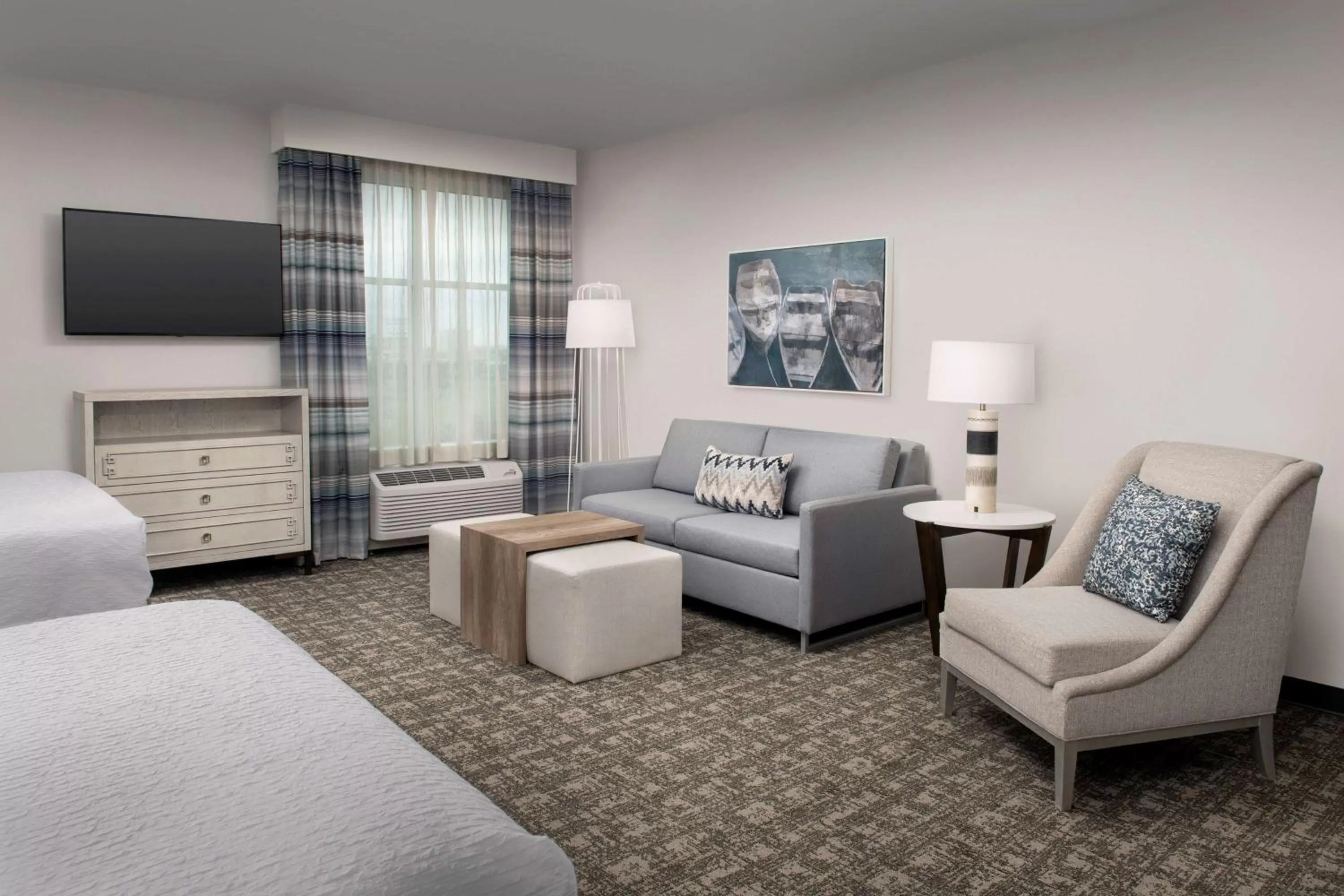 Living room, Bed in Homewood Suites By Hilton Destin