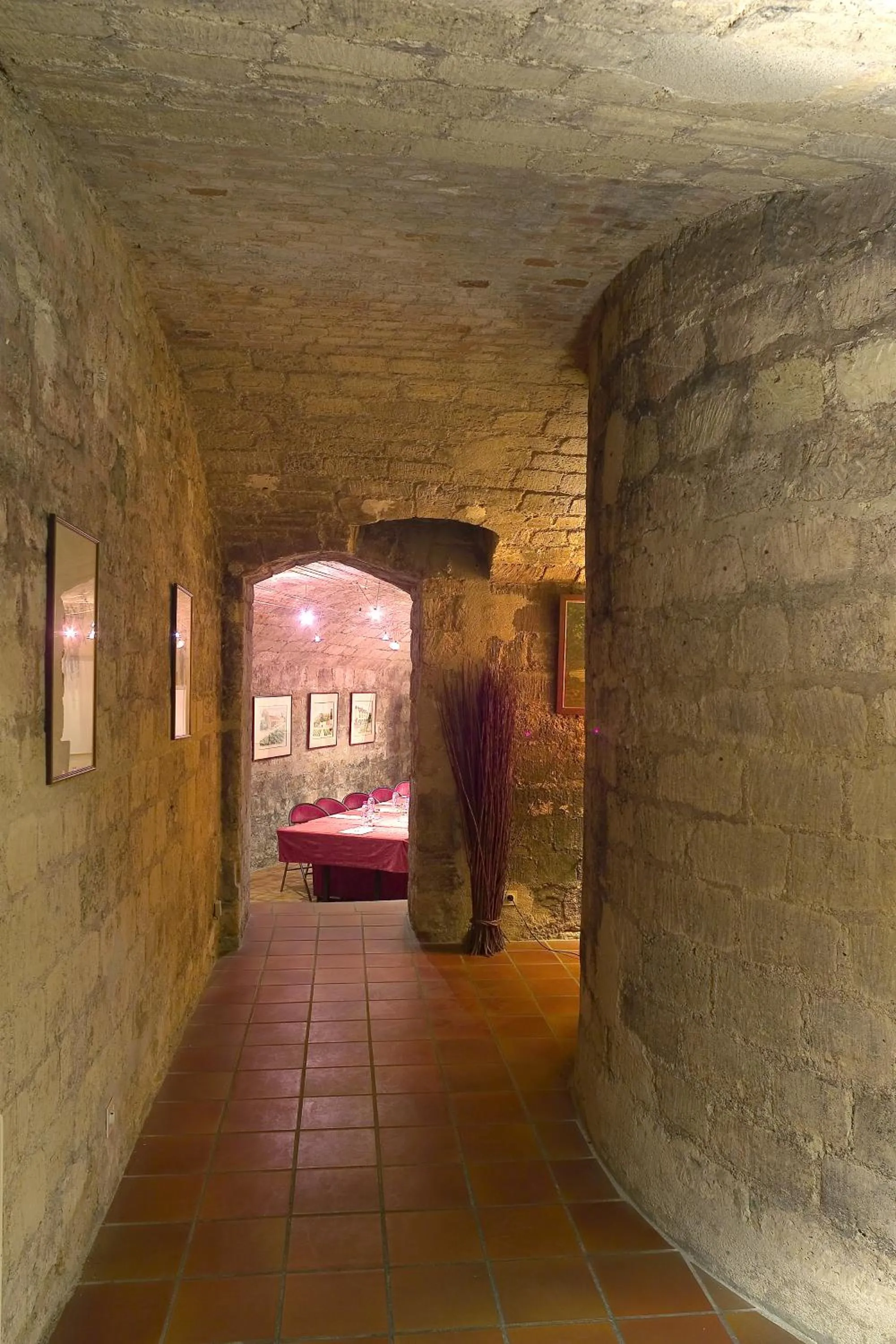 Meeting/conference room, Bed in Hôtel Claret Bercy