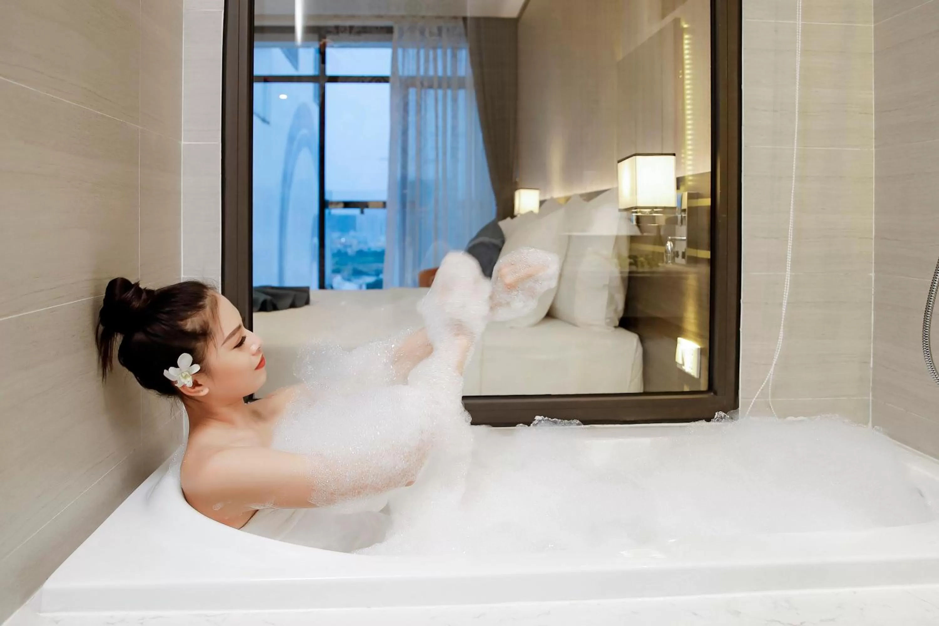 Bathroom, Bed in Seana Hotel