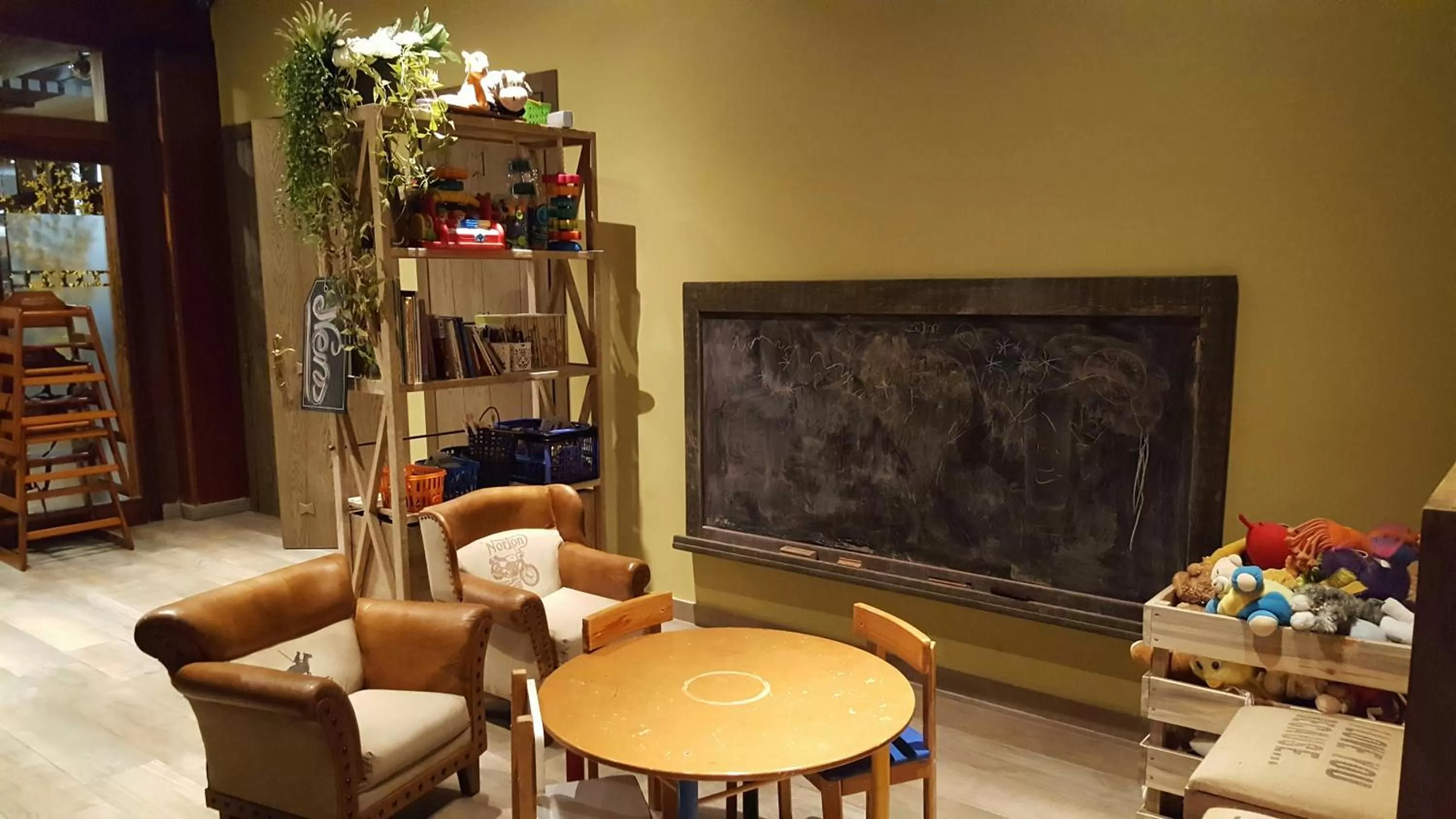 Activities, TV/Entertainment Center in Hotel Gran Sol