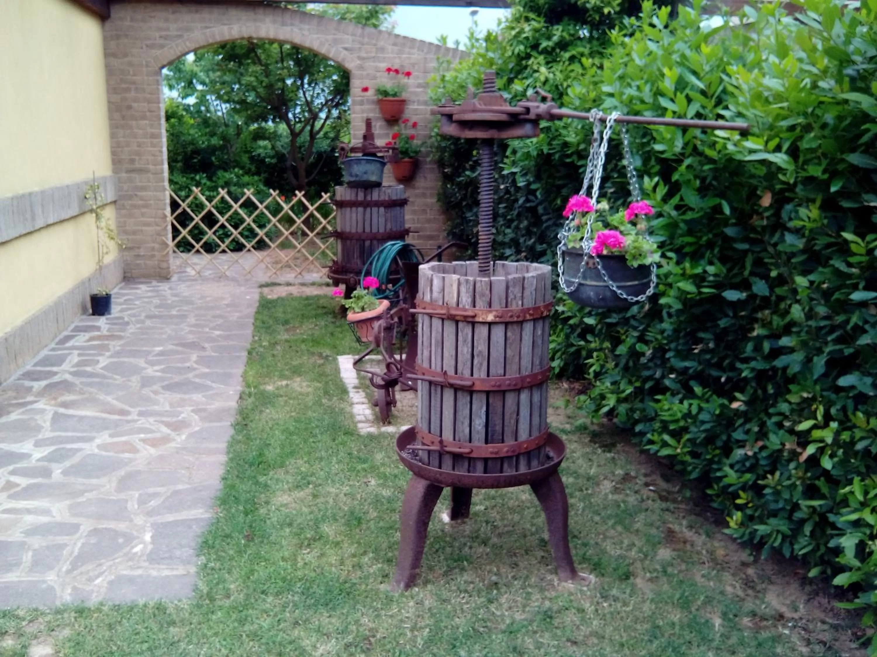 Garden in Recanati Family