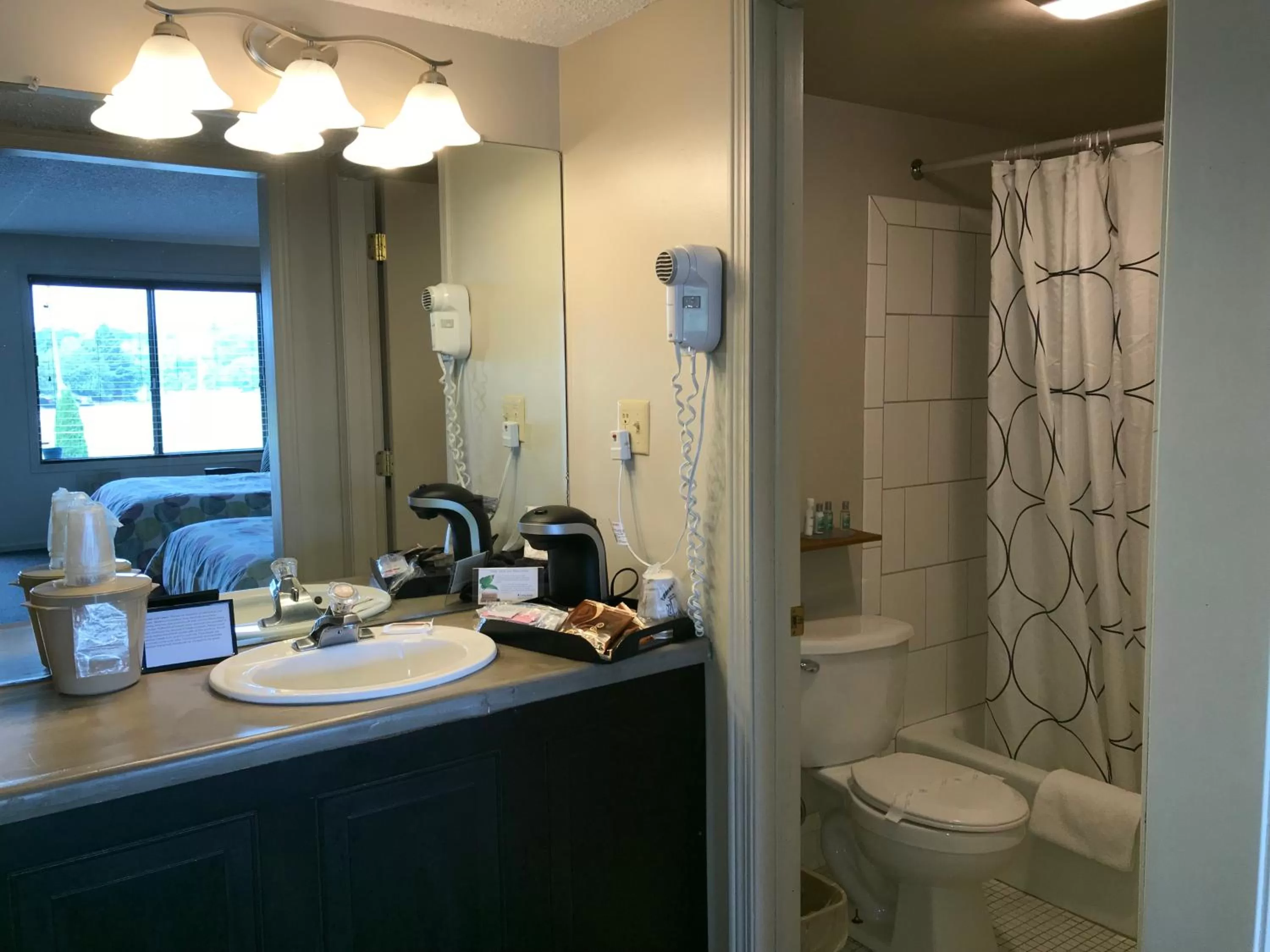 Shower in Geneva Wells Inn