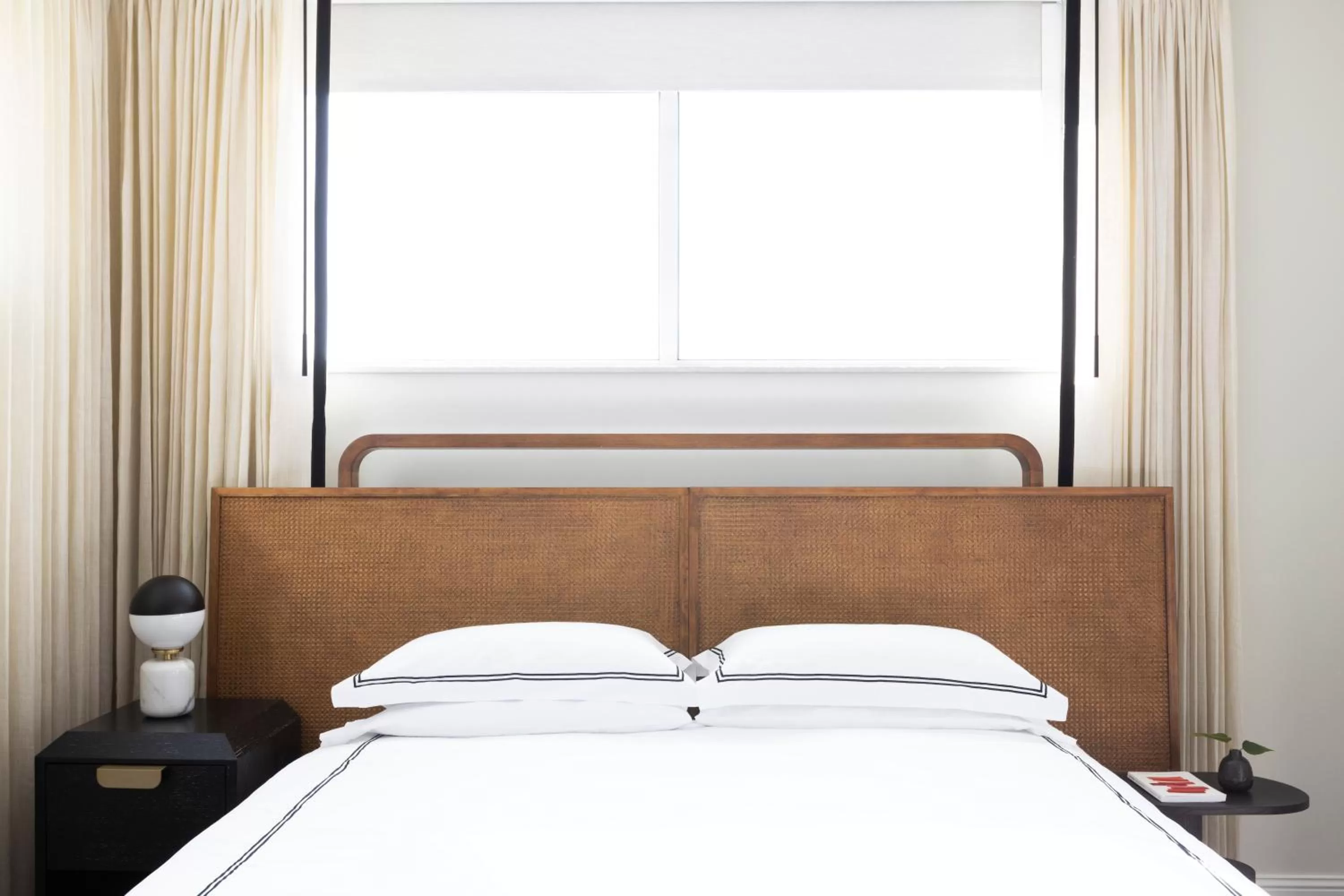 Photo of the whole room, Bed in Kimpton Cottonwood Hotel by IHG