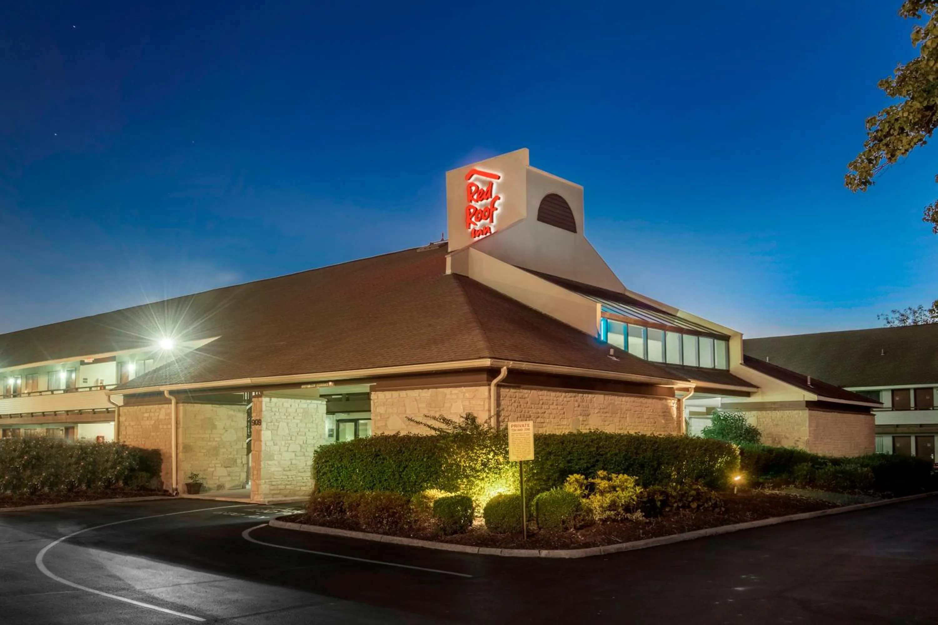 Property building in Red Roof Inn Columbus Northeast Westerville