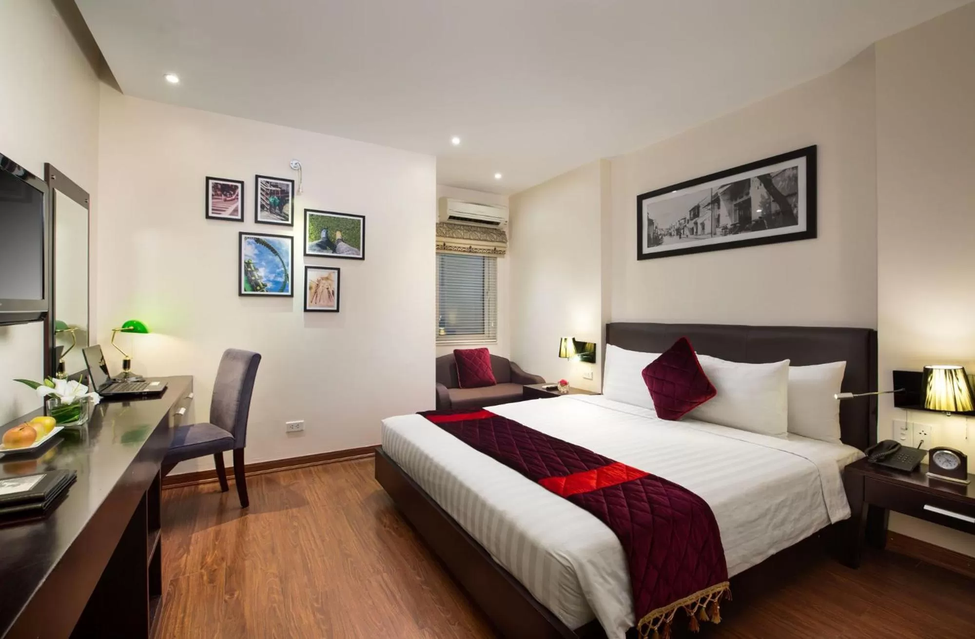 Bed in Hanoian Central Hotel & Spa