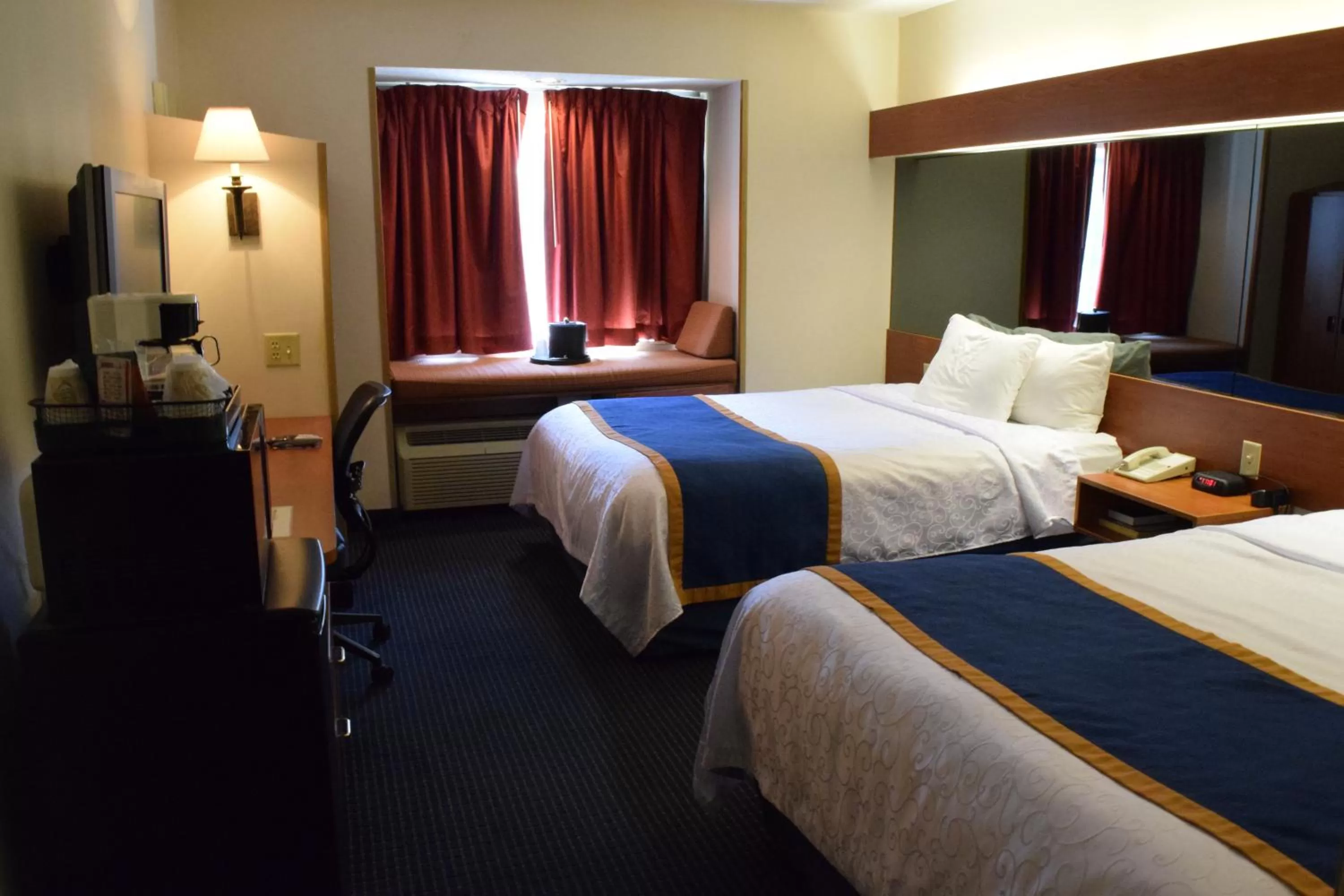 Bed in Inn at the Finger Lakes