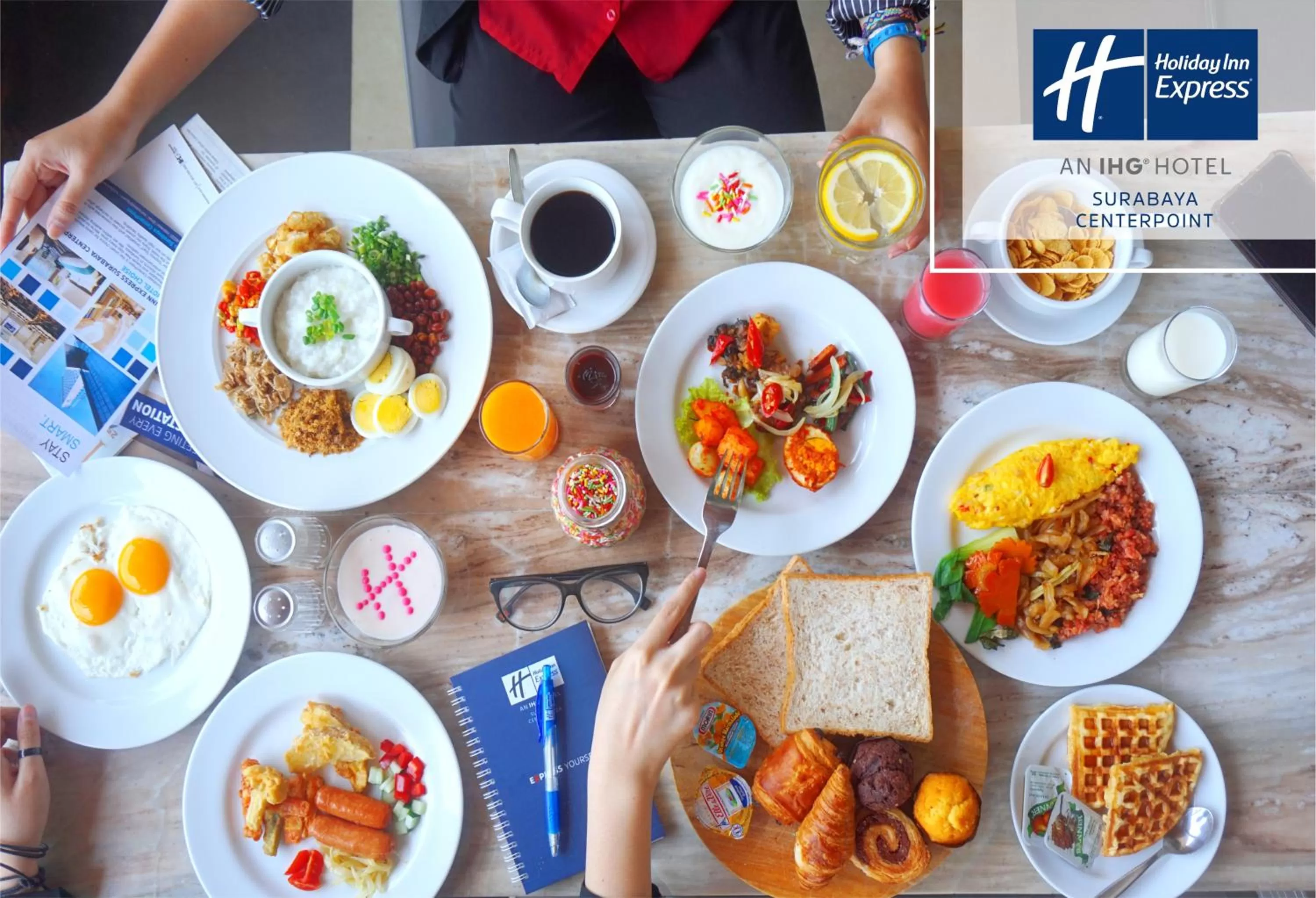 Food and drinks in Holiday Inn Express Surabaya CenterPoint by IHG